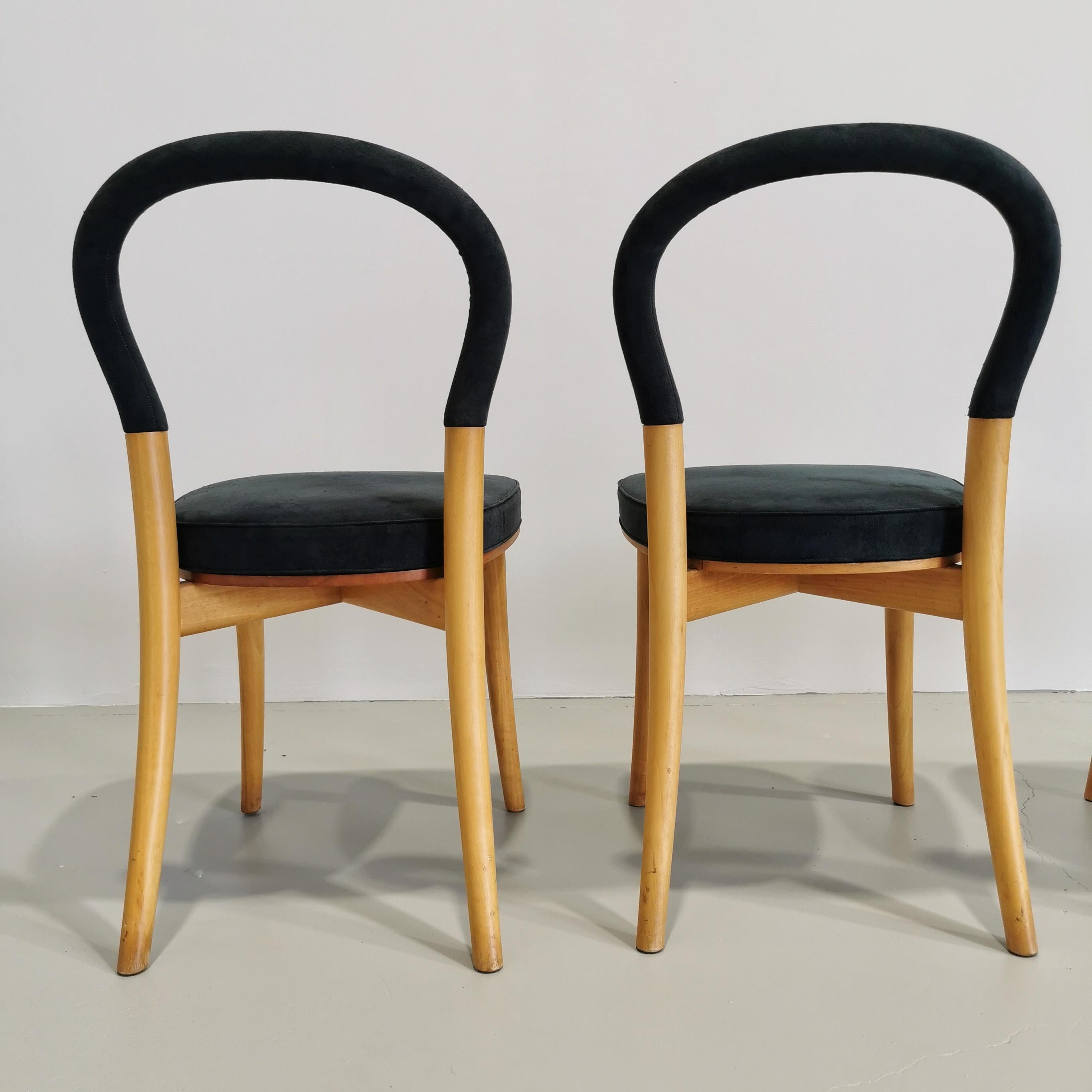set of 4 chairs Cassina model Gothenburg  light wood BLUE upholstery For Sale 5