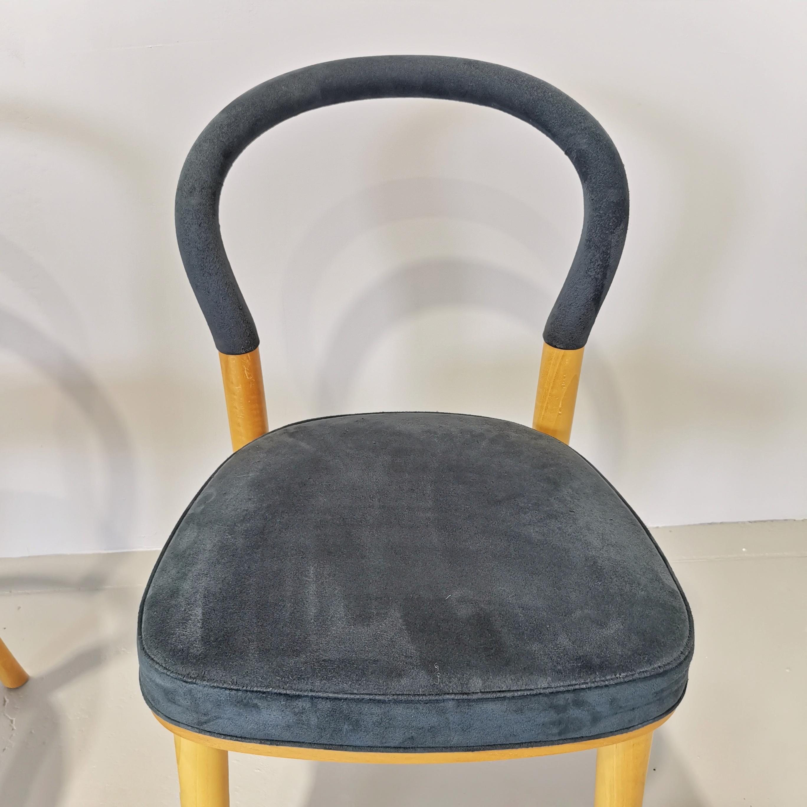 set of 4 chairs Cassina model Gothenburg  light wood BLUE upholstery In Good Condition For Sale In Milano, MI