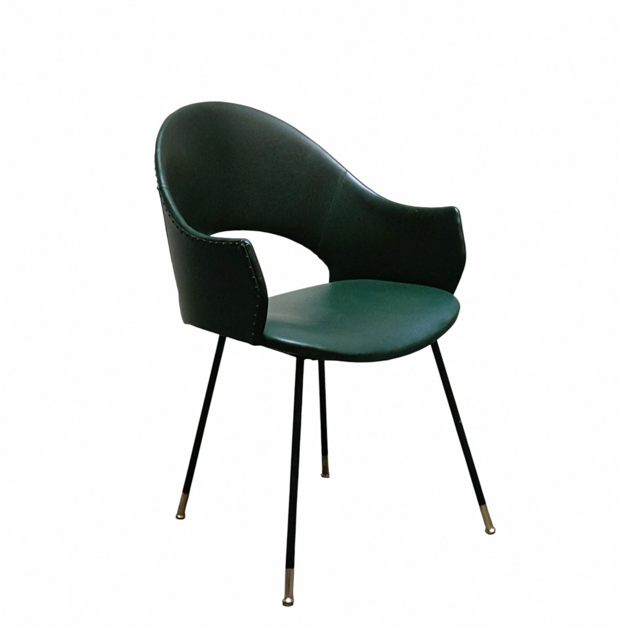 Set di 4 Sedie con Schienale Rotondo Rivestite in Skay Verde, Italia 1970s (Ende des 20. Jahrhunderts) im Angebot