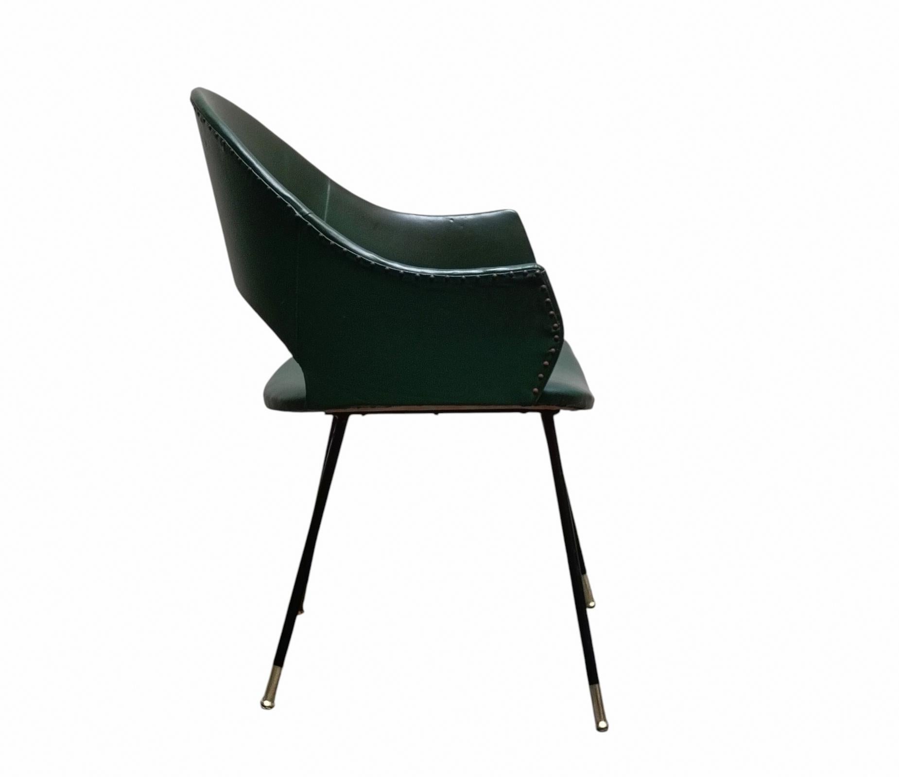 Set di 4 Sedie con Schienale Rotondo Rivestite in Skay Verde, Italia 1970s im Angebot 2