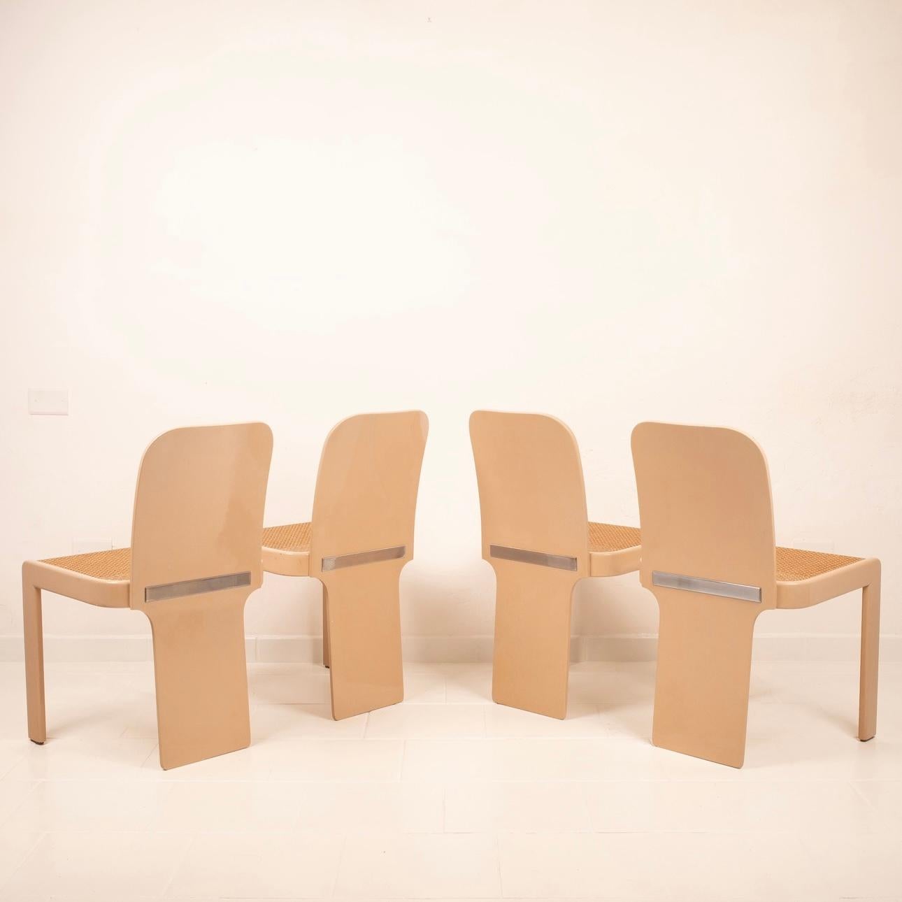 Set of 4 Chairs by Pierluigi Molinari for Pozzi For Sale 1