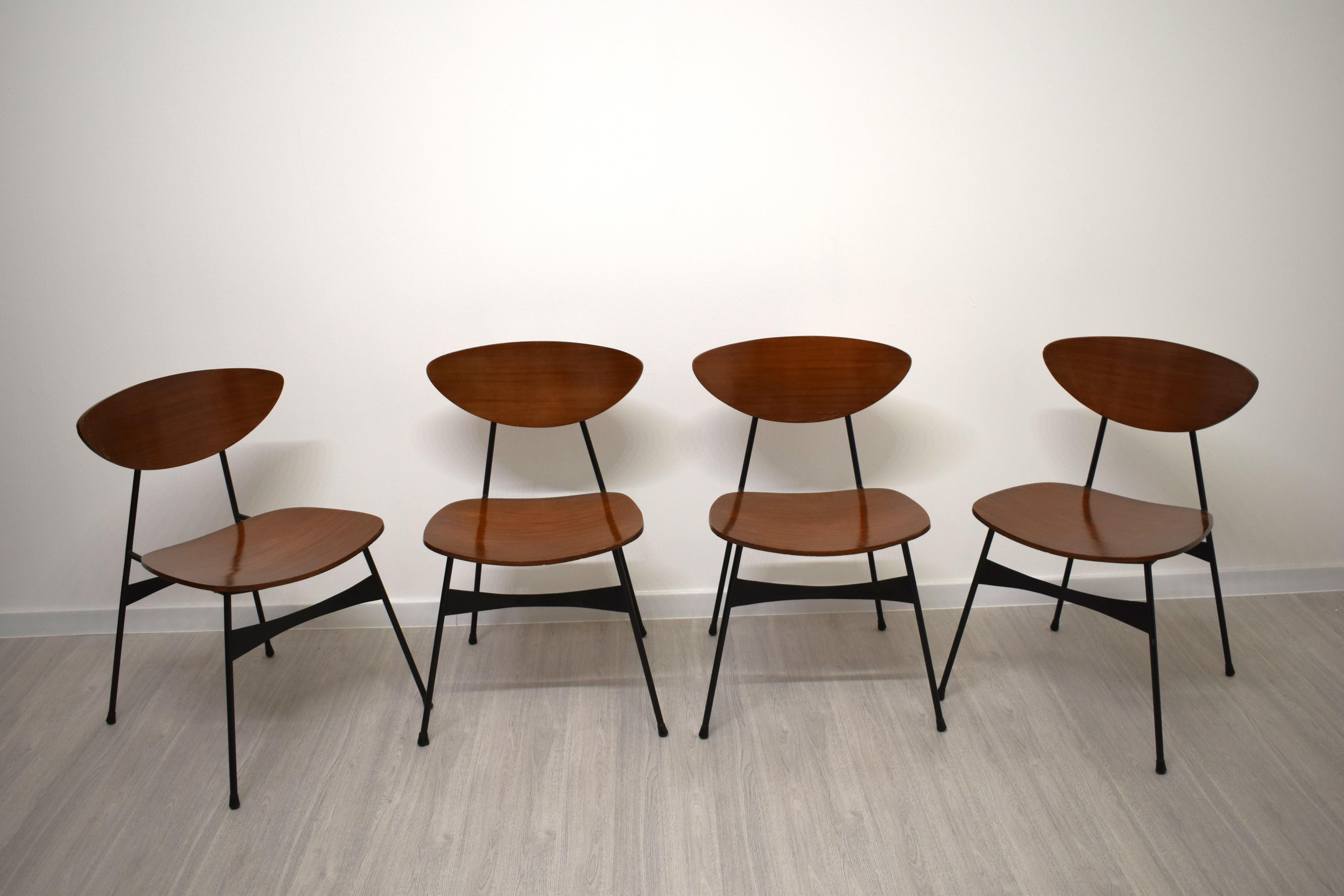 Set di 4 sedie- Ferro e legno curvato en vente 1