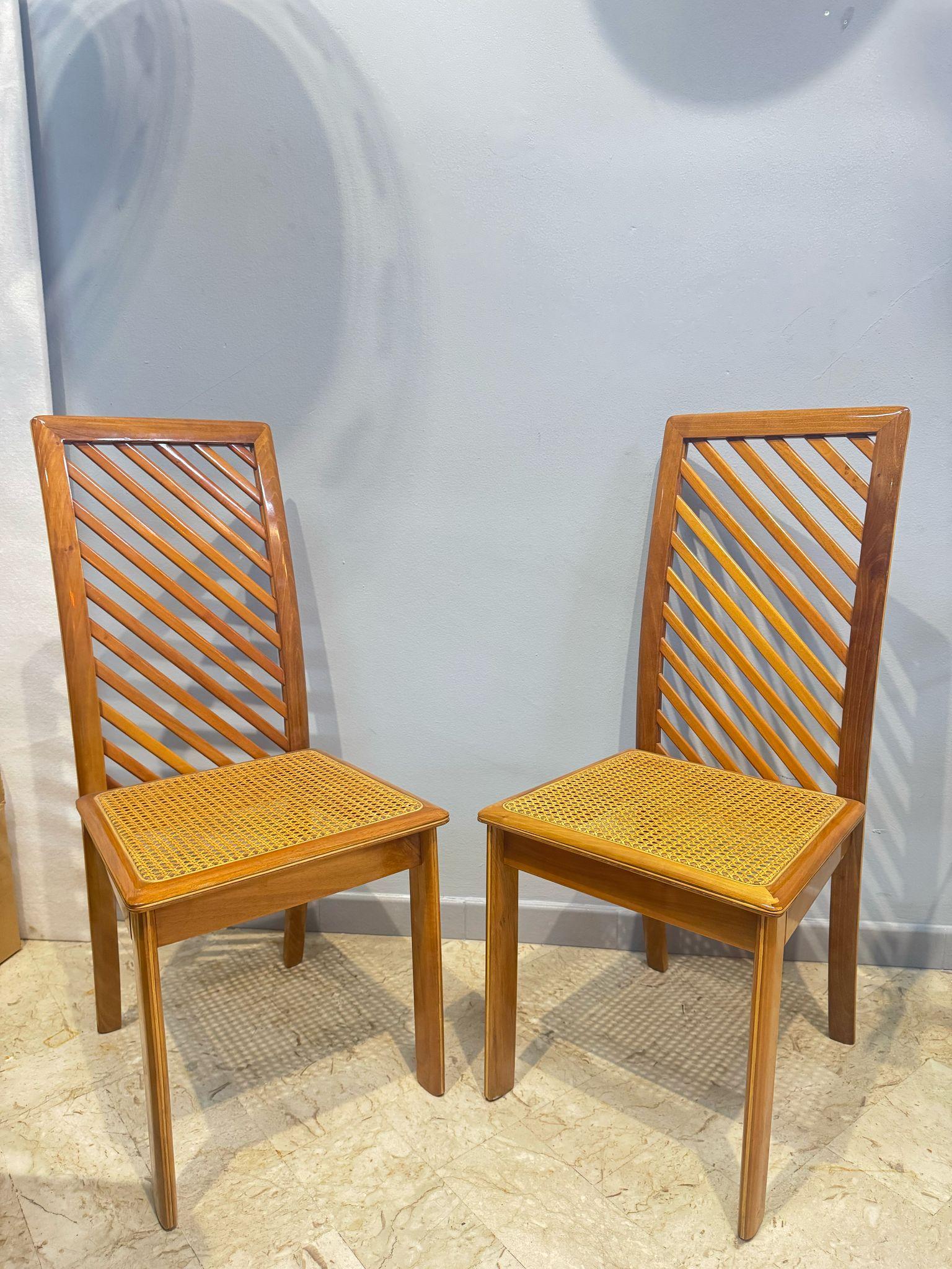 Set di 4 sedie in legno anni '70 In condizioni buone in vendita a Palermo, IT
