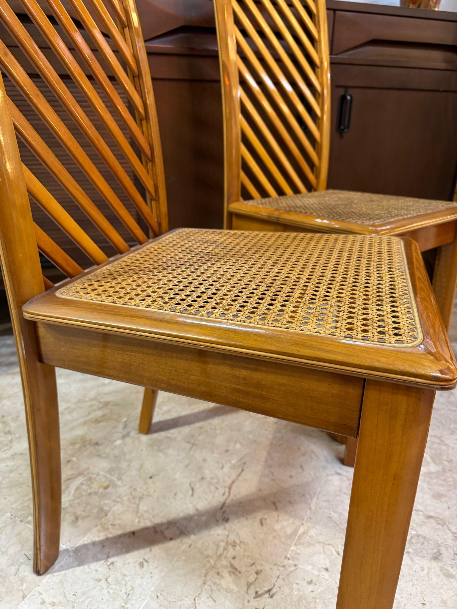 Legno Set di 4 sedie in legno anni '70 in vendita