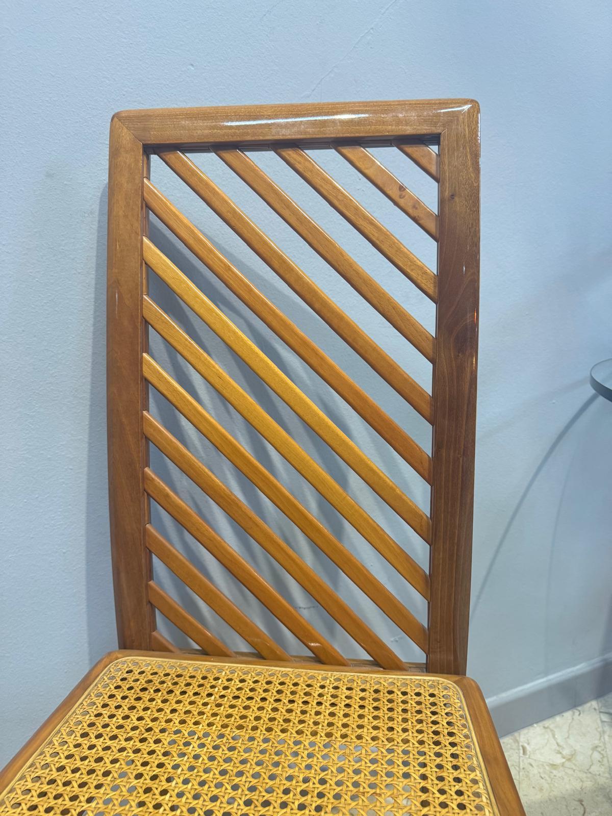 Set di 4 sedie in legno anni '70 in vendita 3