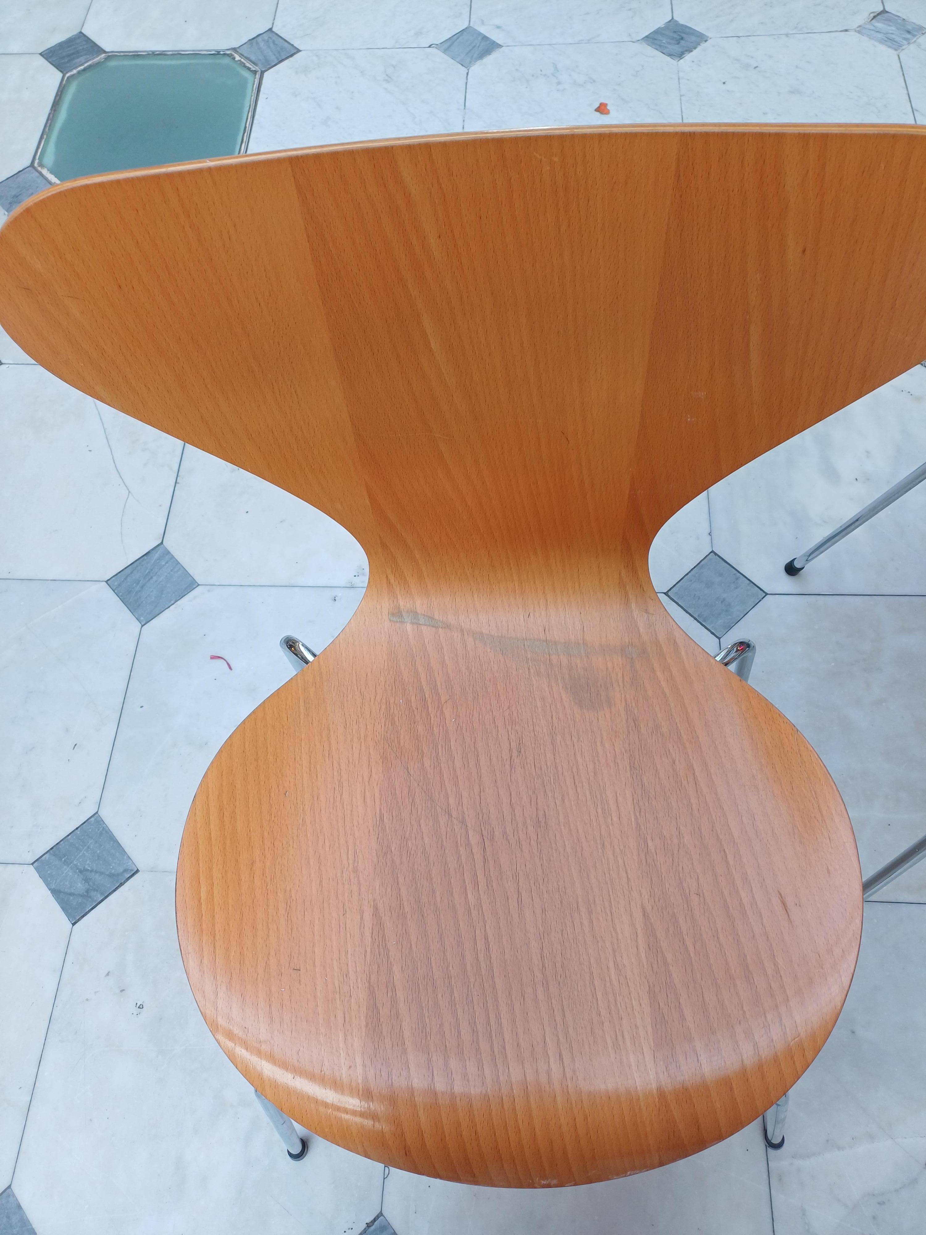 Set di (4) sedie in legno Serie 7 designer Arne Jacobsen per Fritz Hansen 1992 9