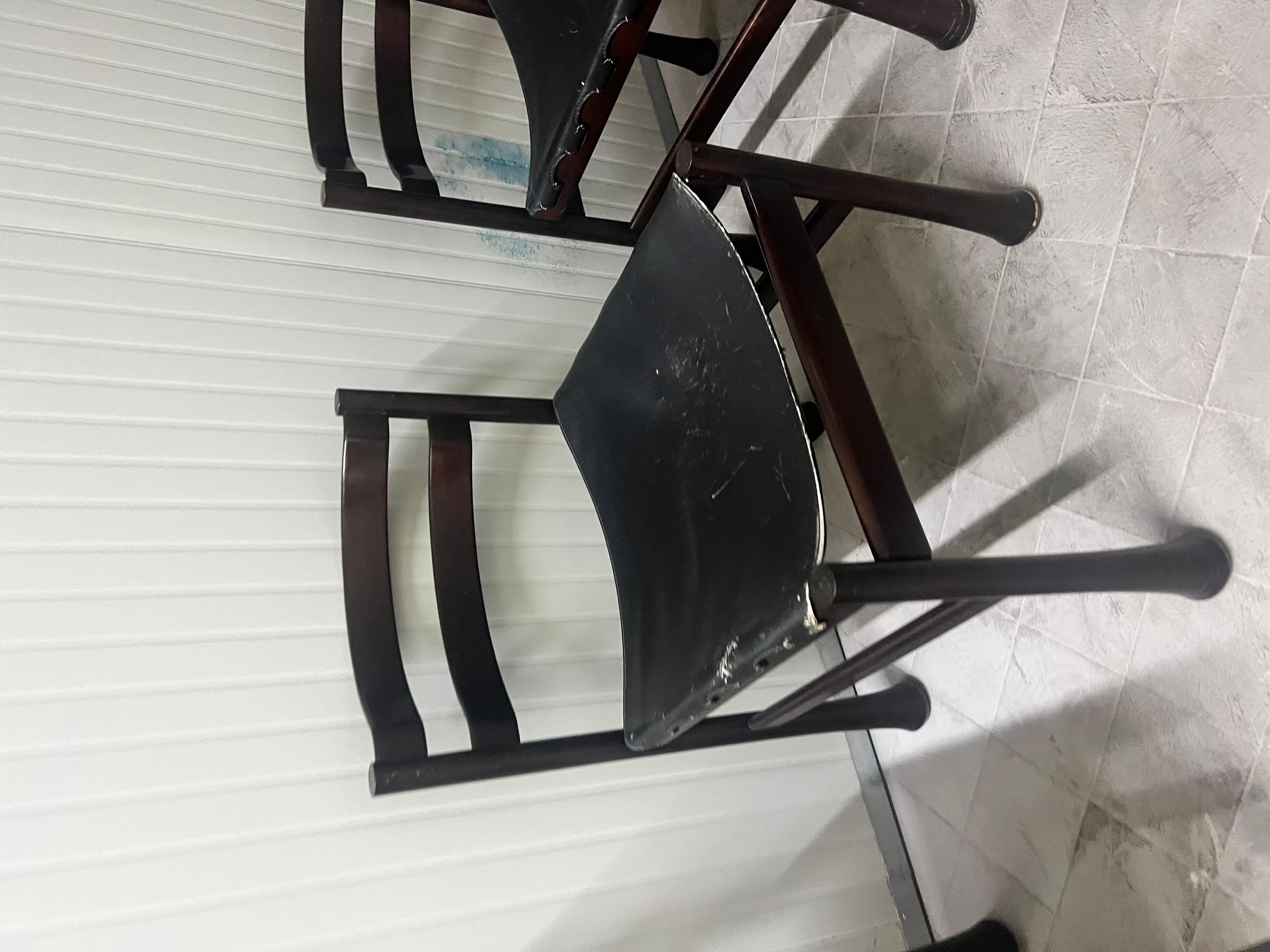 Set of 4 Luciano Frigerio Chairs  In Fair Condition For Sale In Napoli, NA