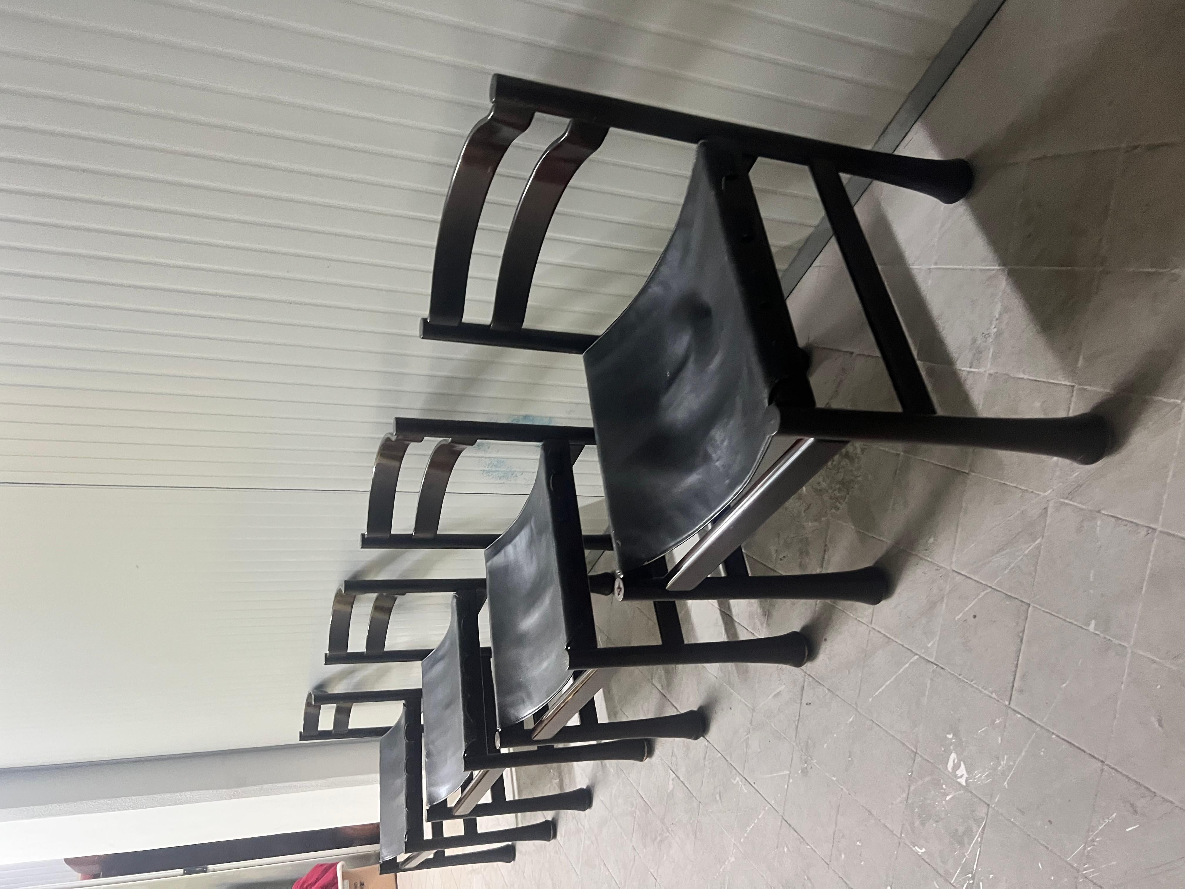 Set of 4 Luciano Frigerio Chairs  For Sale 2