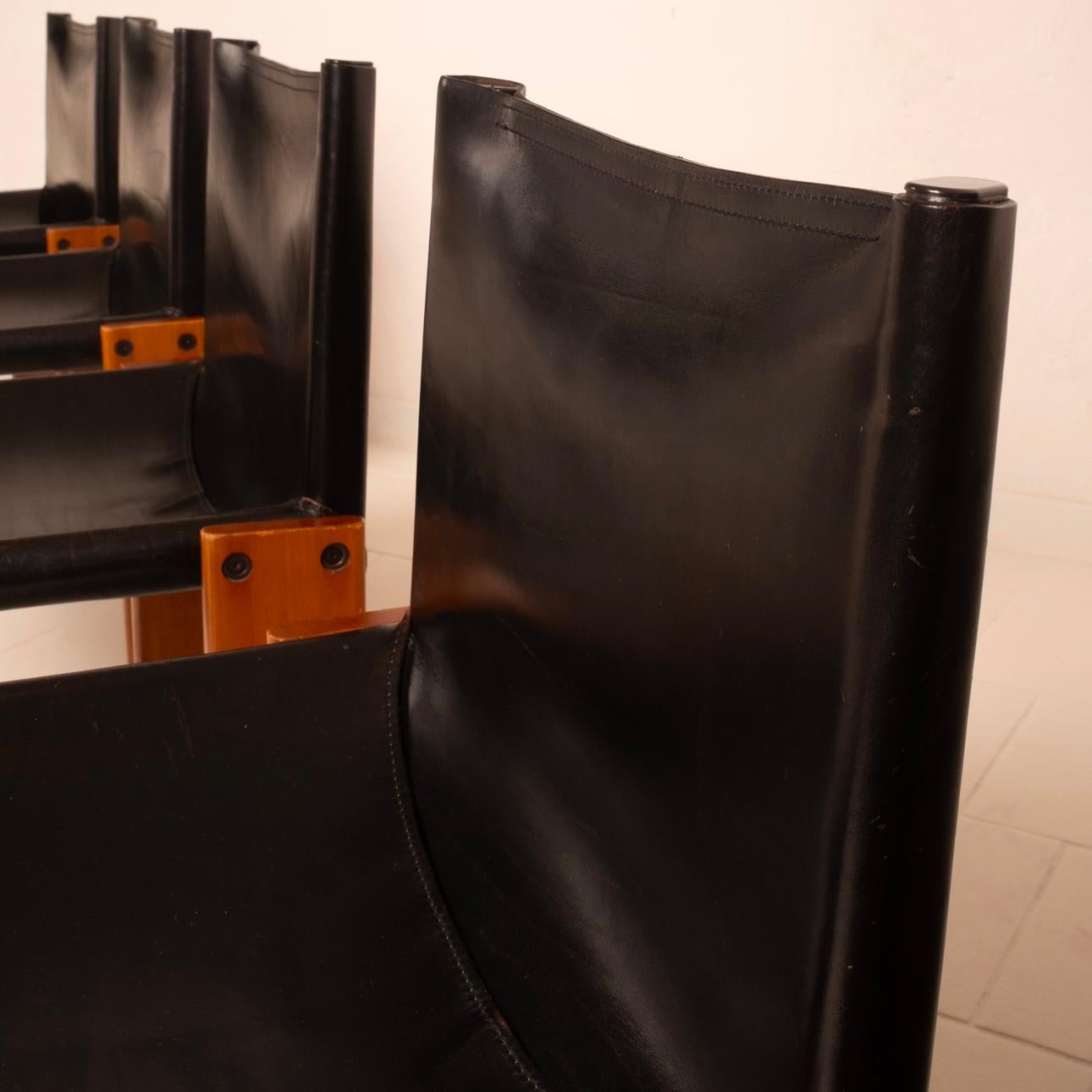 Set of Four Monk Chairs by Afra & Tobia Scarpa for Molteni, 1973 in vendita 5