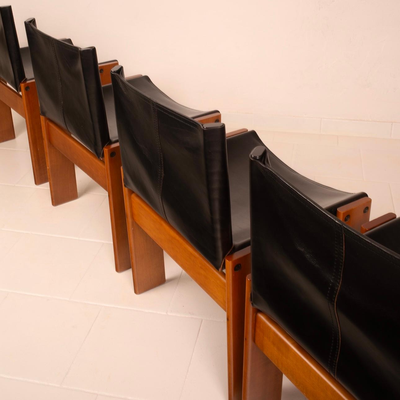 Set of Four Monk Chairs by Afra & Tobia Scarpa for Molteni, 1973 in vendita 10