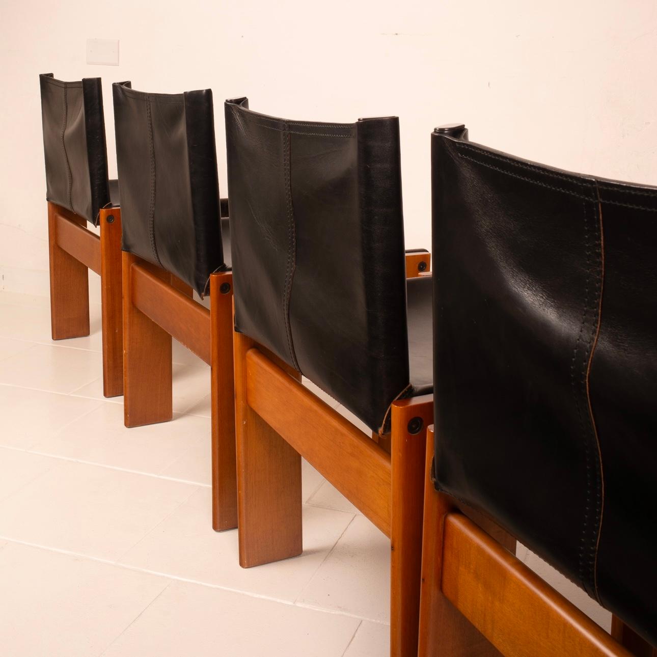 Set of Four Monk Chairs by Afra & Tobia Scarpa for Molteni, 1973 in vendita 11