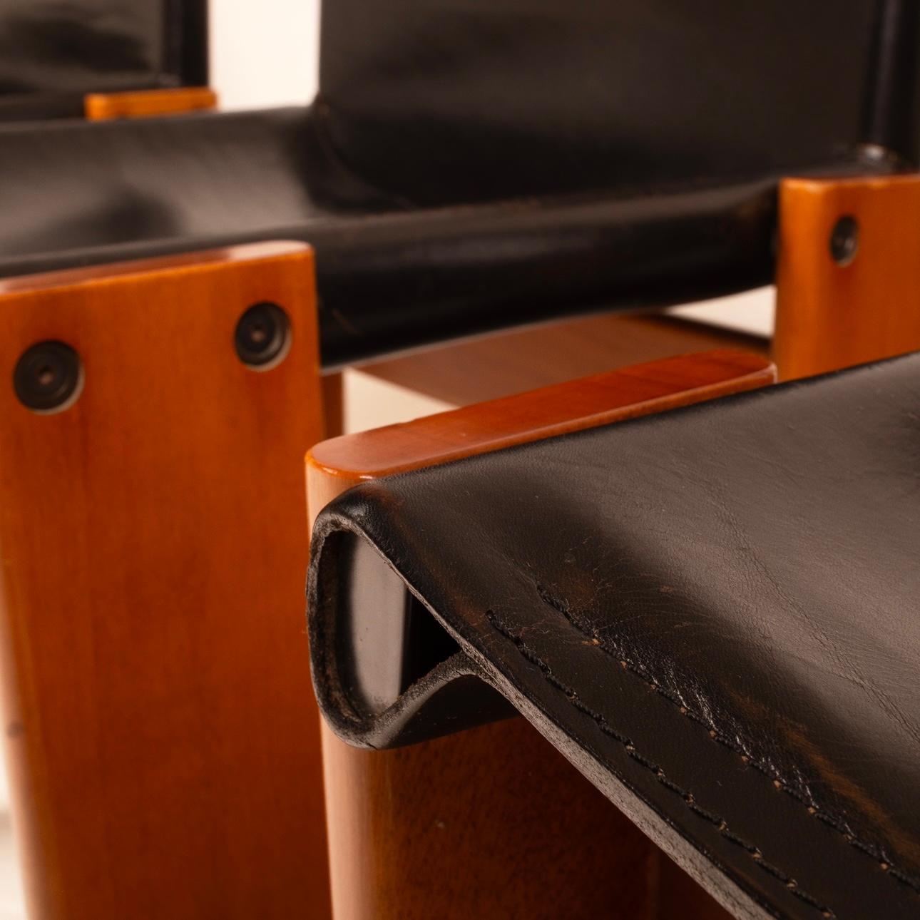 Set of Four Monk Chairs by Afra & Tobia Scarpa for Molteni, 1973 in vendita 3
