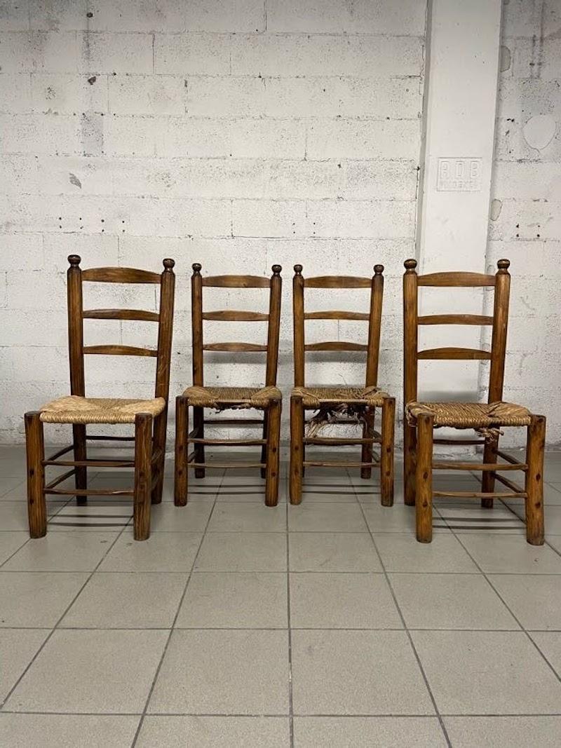 Satz von 4 Stühlen im Stil von Charles Dudouyt, Frankreich, 1950er Jahre (Brutalismus) im Angebot
