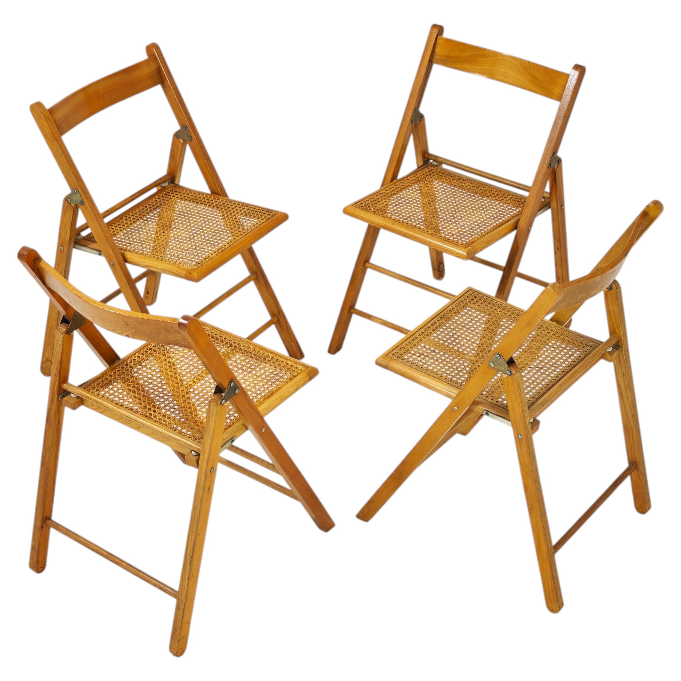 Set of 4 folding chairs made of wood and Vienna straw Italia70s Mid-Century