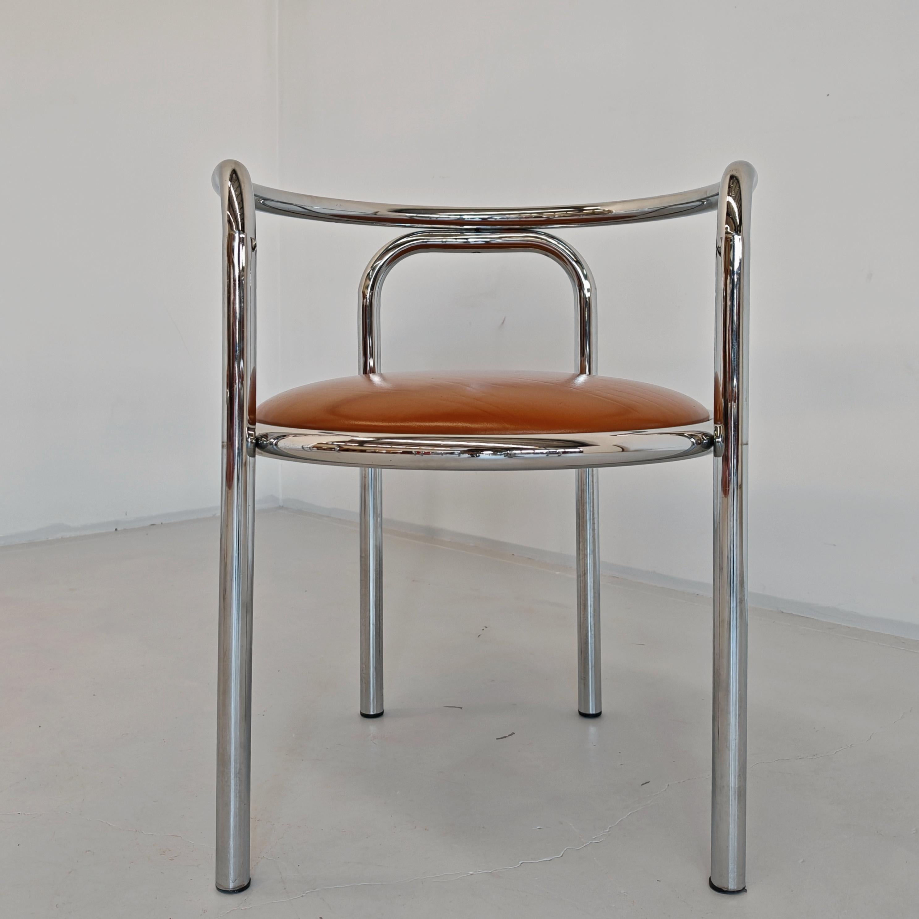 Cuir ensemble de 4 chaises fauteuils chrome et cuir 'Locus Solis' par Gae Aulenti 1970 en vente