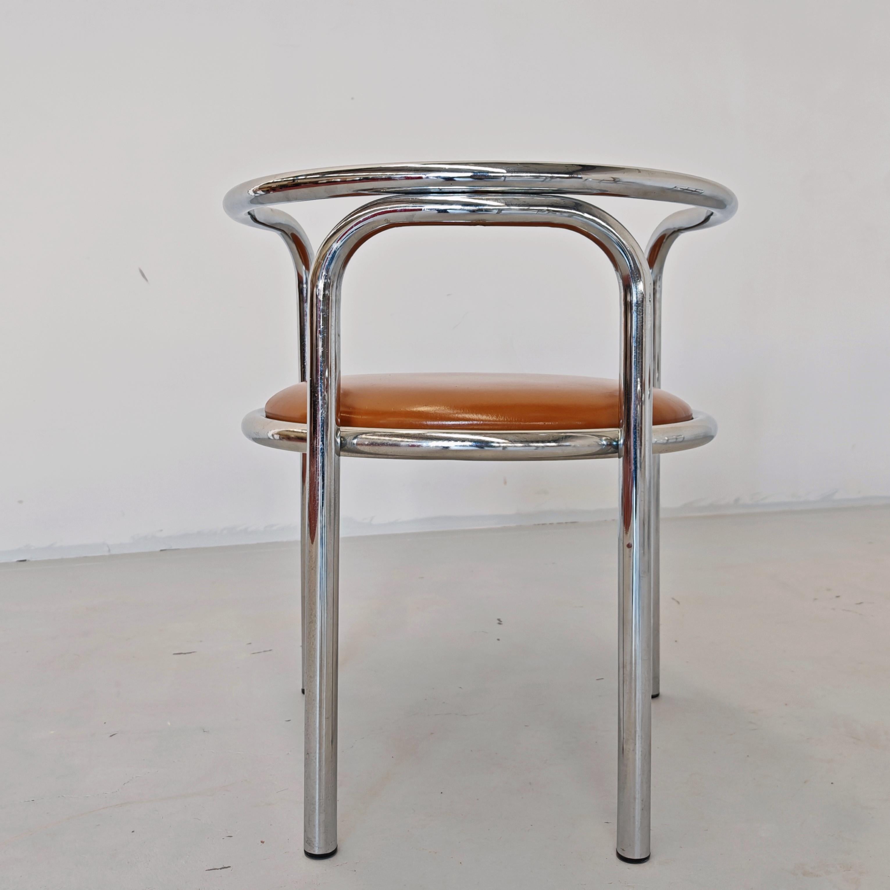ensemble de 4 chaises fauteuils chrome et cuir 'Locus Solis' par Gae Aulenti 1970 en vente 1