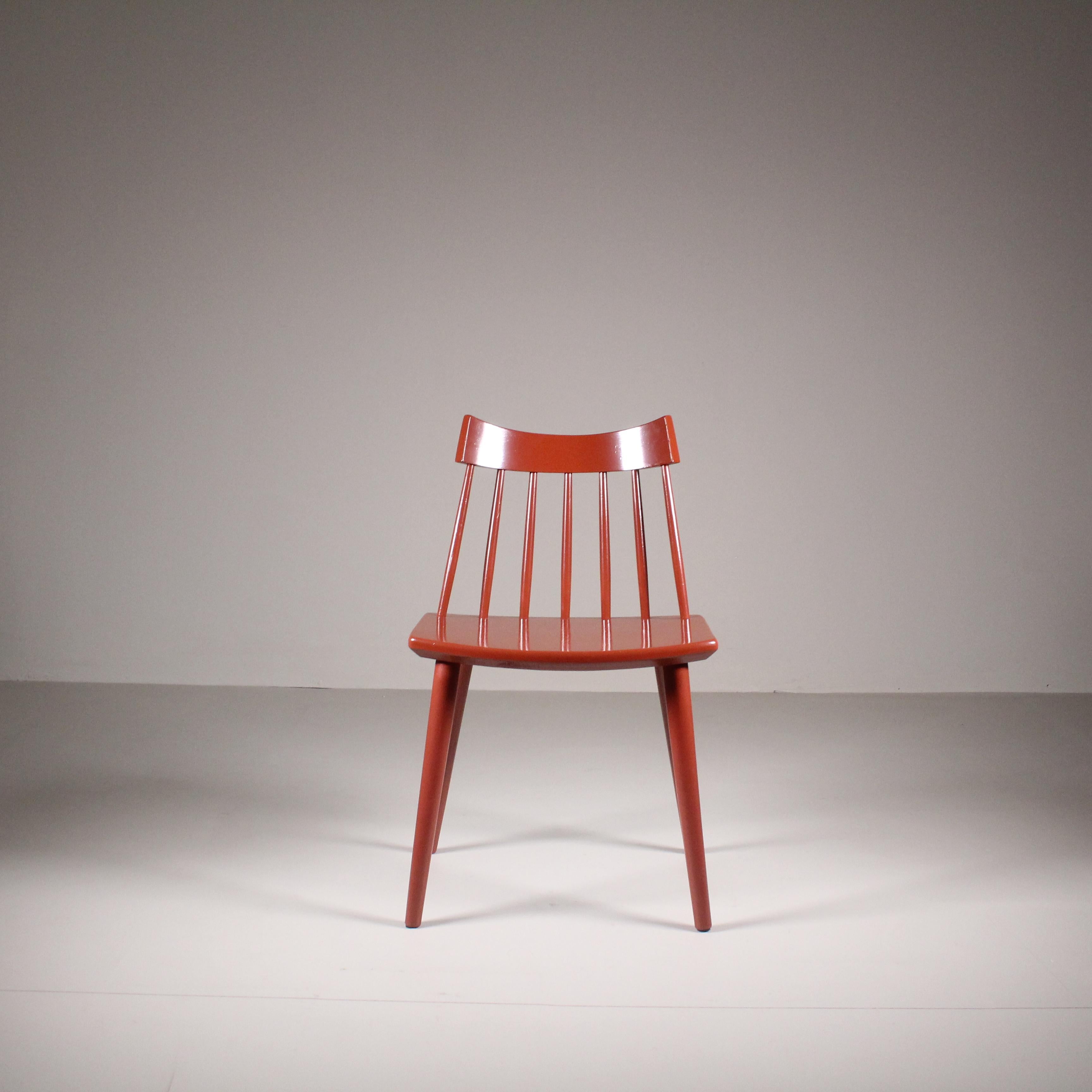 Wood Set of 4 red Scandinavian chairs, Hagafors For Sale