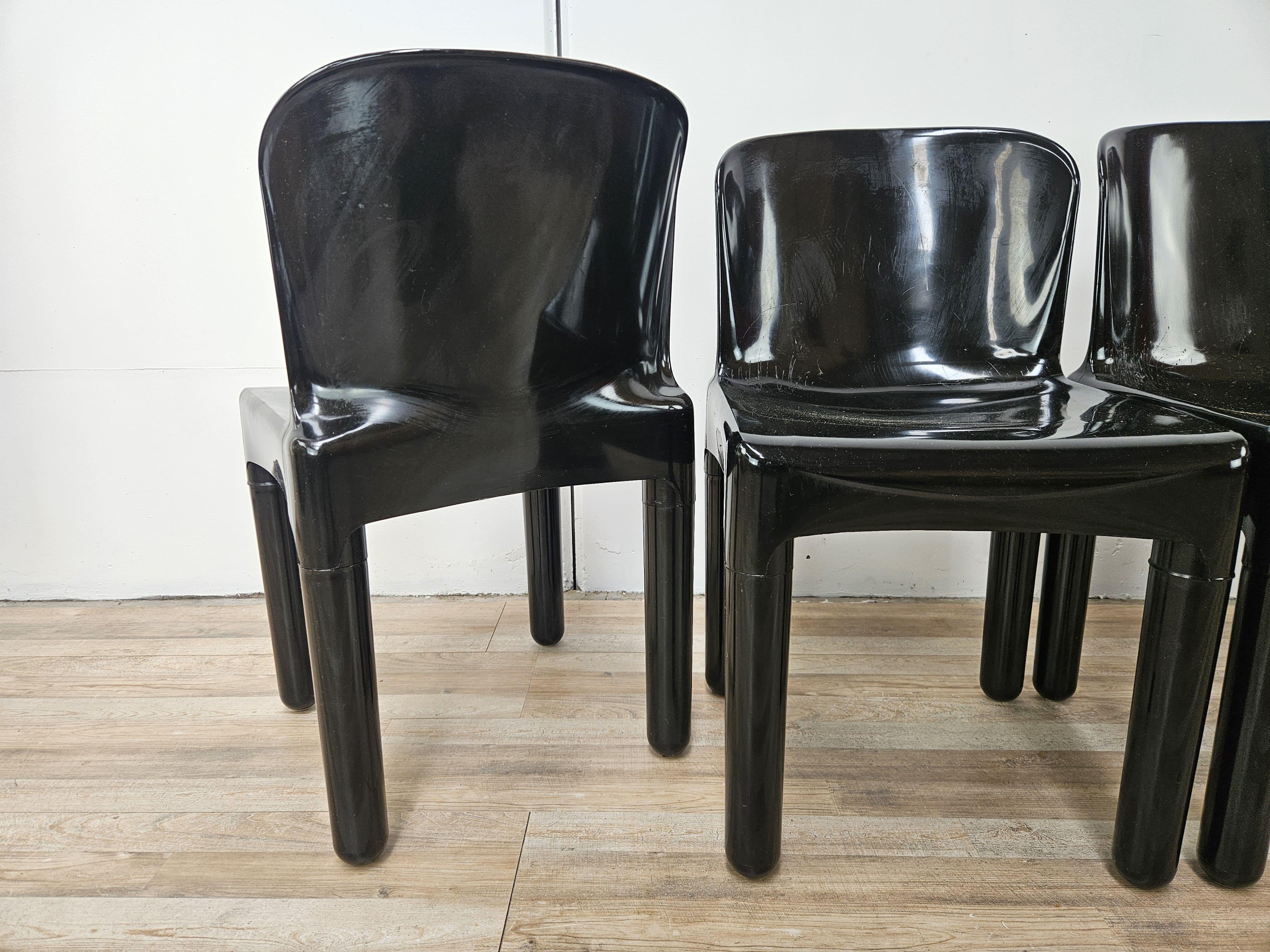 Satz von 4 Space Age Stühlen aus schwarzem Kunststoff der 1970er Jahre im Angebot 6