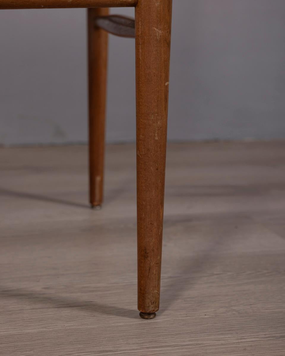 Set di 4 sedie vintage anni 60 in legno di Teak e pelle nera design Italiano im Angebot 2