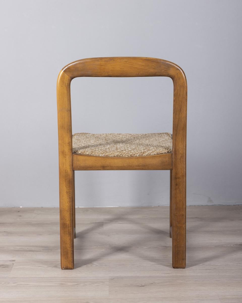 Ensemble de 4 chaises vintage des années 1960 en bois et tissu beige design italien en vente 1