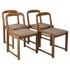 Chaises en bois