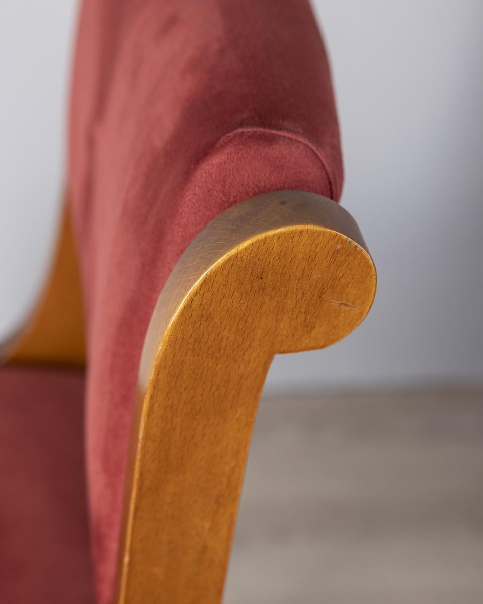 Italian Ensemble de 4 chaises vintage des années 1960 en bois et velours bordeaux design italien en vente