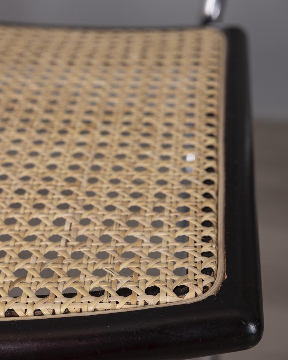 Mid-Century Modern Ensemble de 4 chaises en métal et en paille de Vienne de style italien des années 1960 en vente
