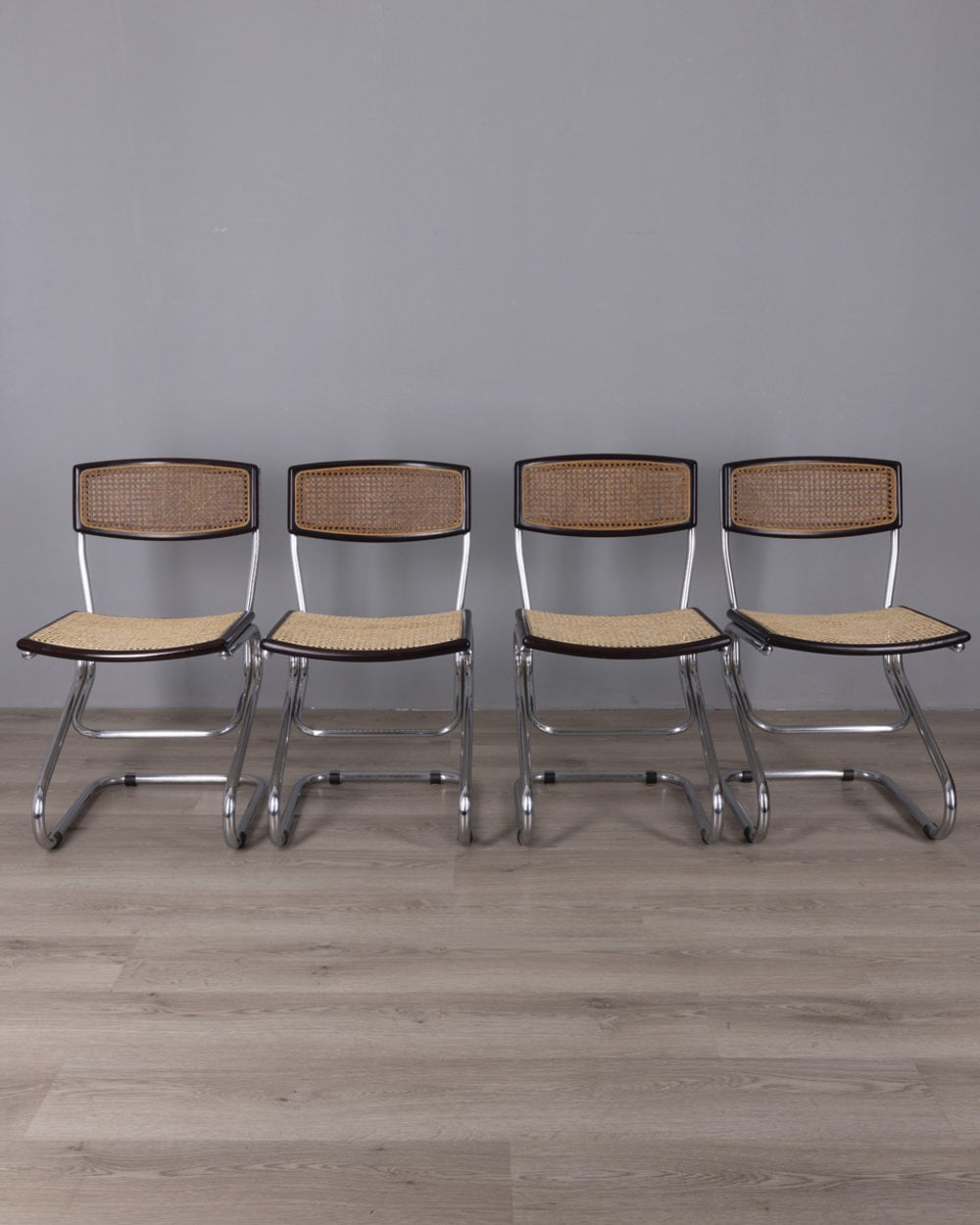 Set di 4 sedie vintage anni '60 in metallo e paglia di Vienna di design italiano