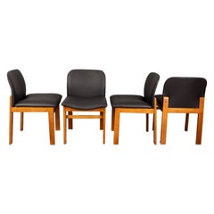 Set of 4 vintage 70s black leather chairs Italian design