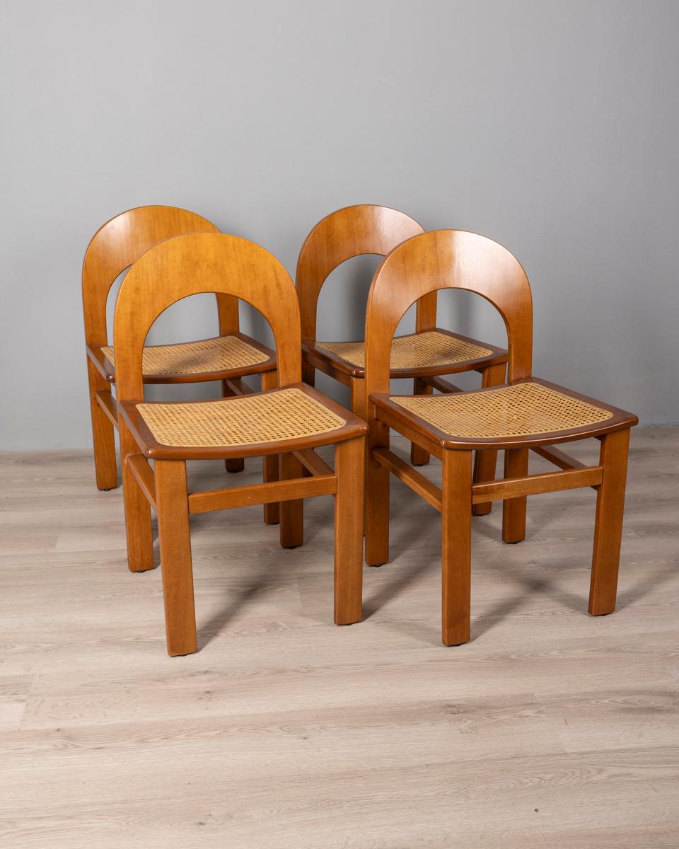 Set di quattro sedie in legno curvato e seduta in paglia di Vienna, modello 