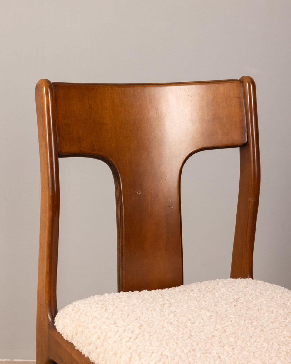 Set of 4 vintage 70's chairs white fabric Italian design For Sale 1