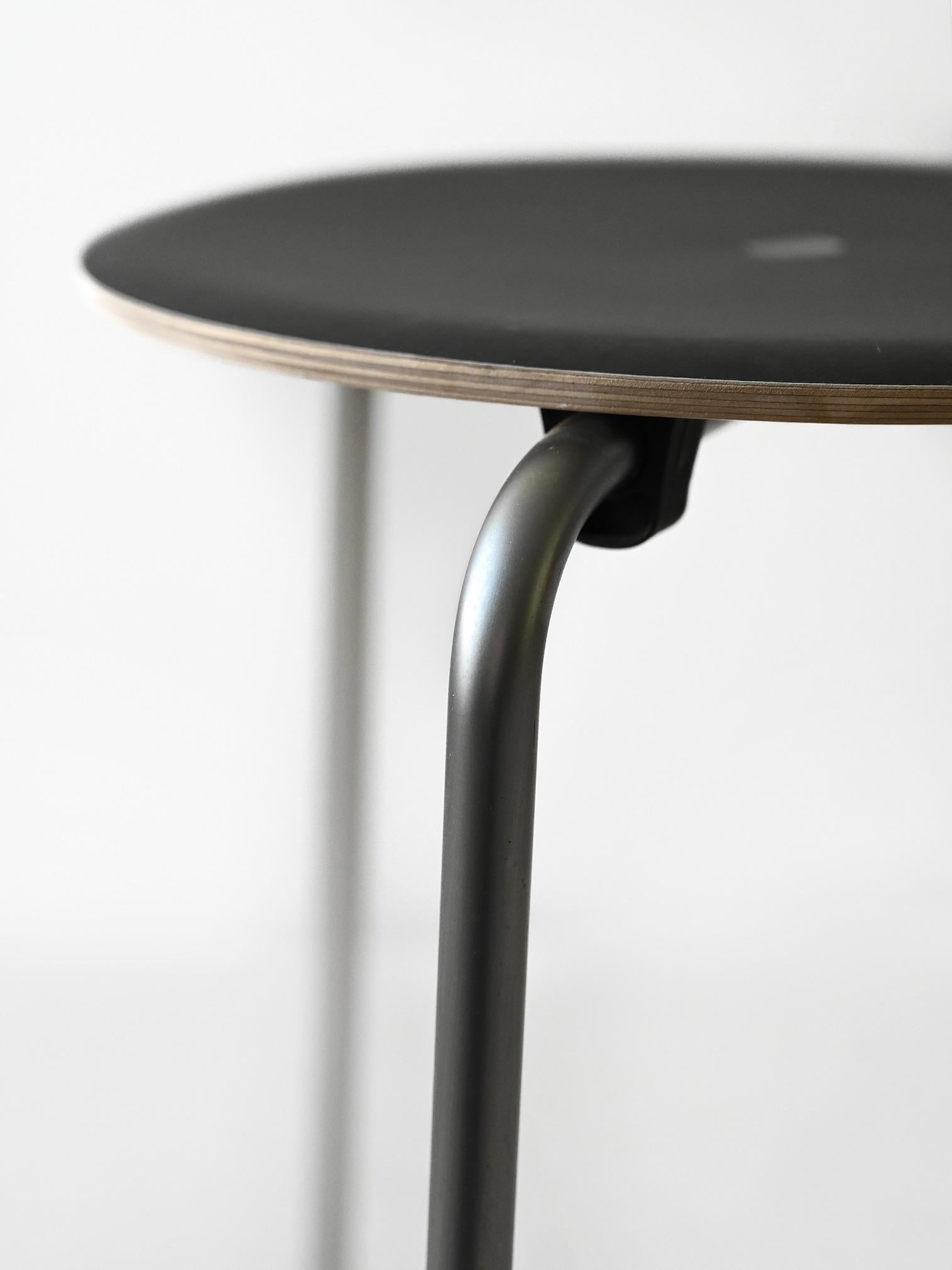 Mid-20th Century Set of 4 industrial stools For Sale