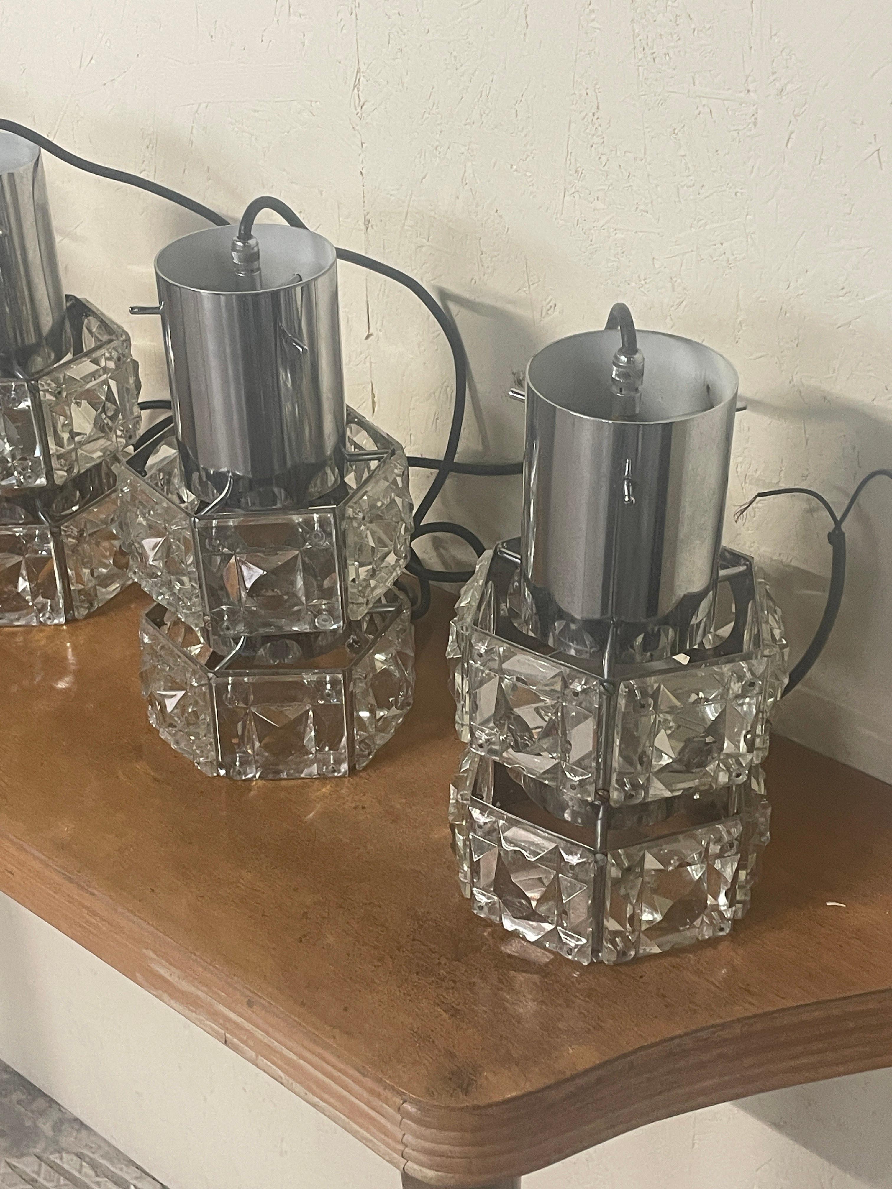 Set di 5 lampade a sospensione in vetro taglio Swarovski e metallo, anni '70 in vendita 1