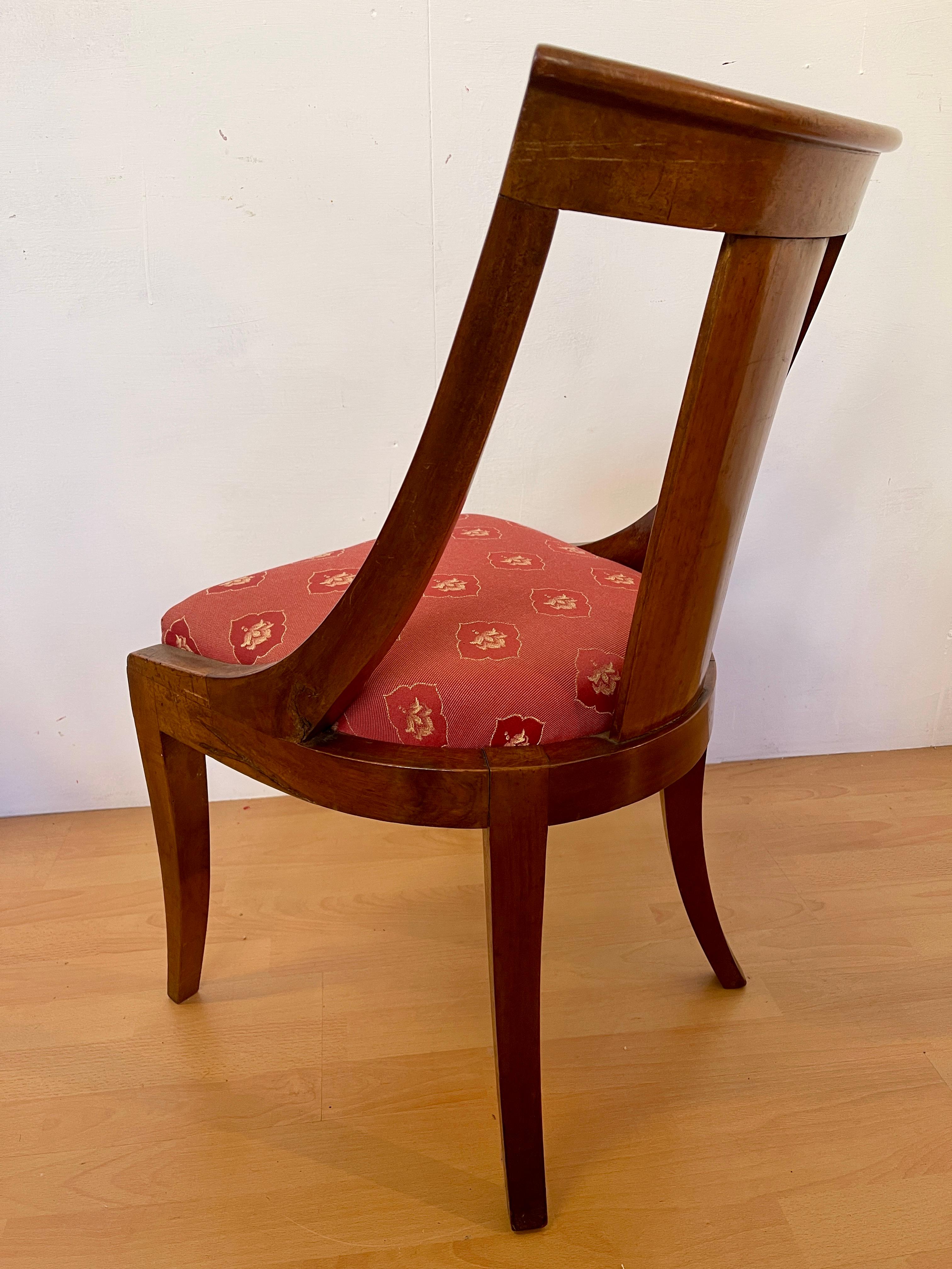 Set di 5 sedie a gondola italiane in stile impero lombardo degli anni '70 en vente 5