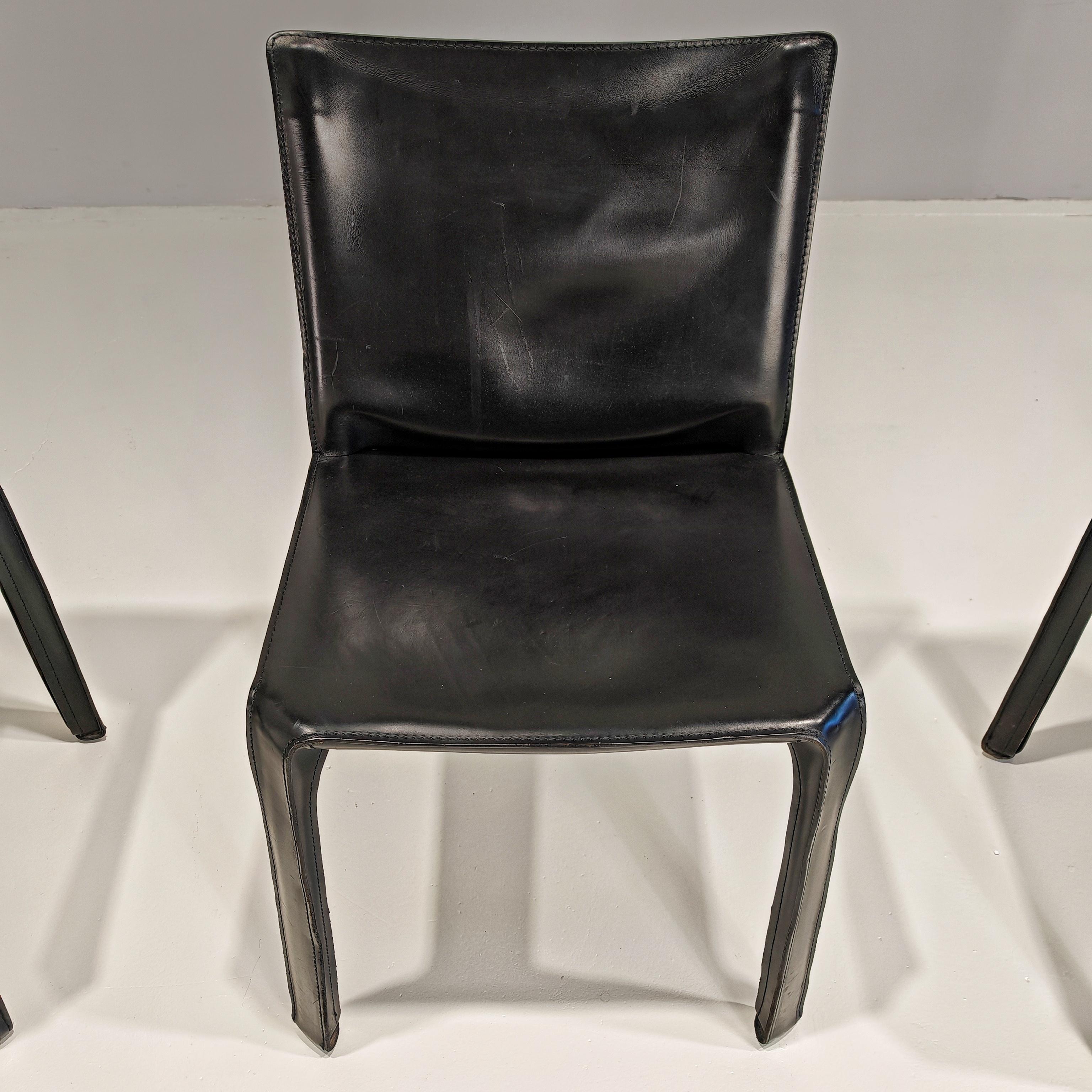 Juego de 5 sillas en bolas modelo Cab de Mario Bellini para Cassina en venta 4