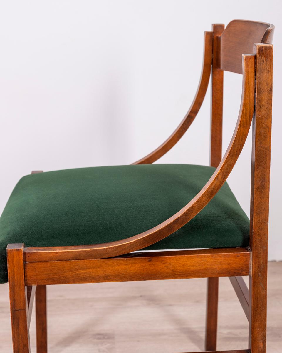 Velvet Set of 5 vintage 1960s wood and velvet chairs Italian design For Sale