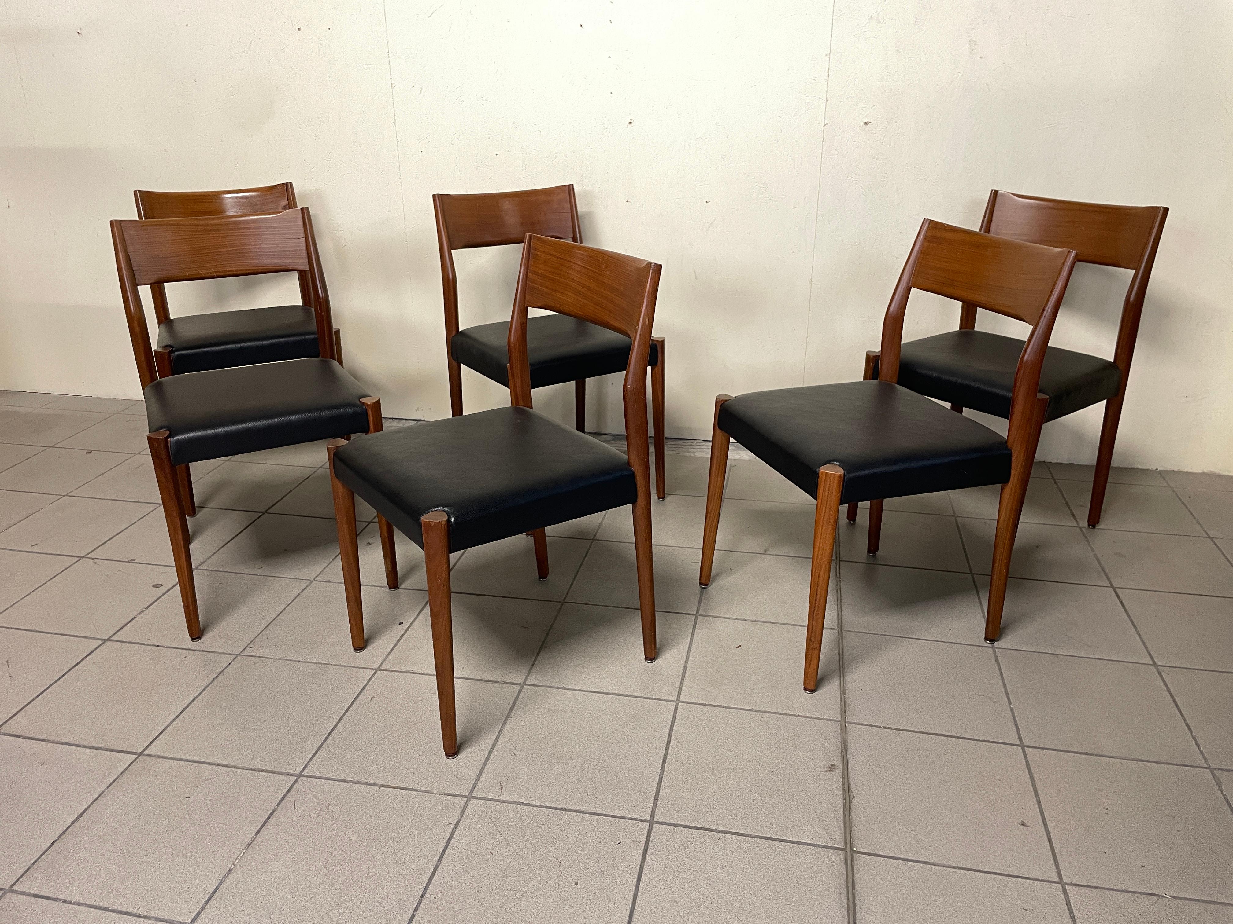 Mid-20th Century Ensemble de 6 chaises en teck des années 1960 en vente