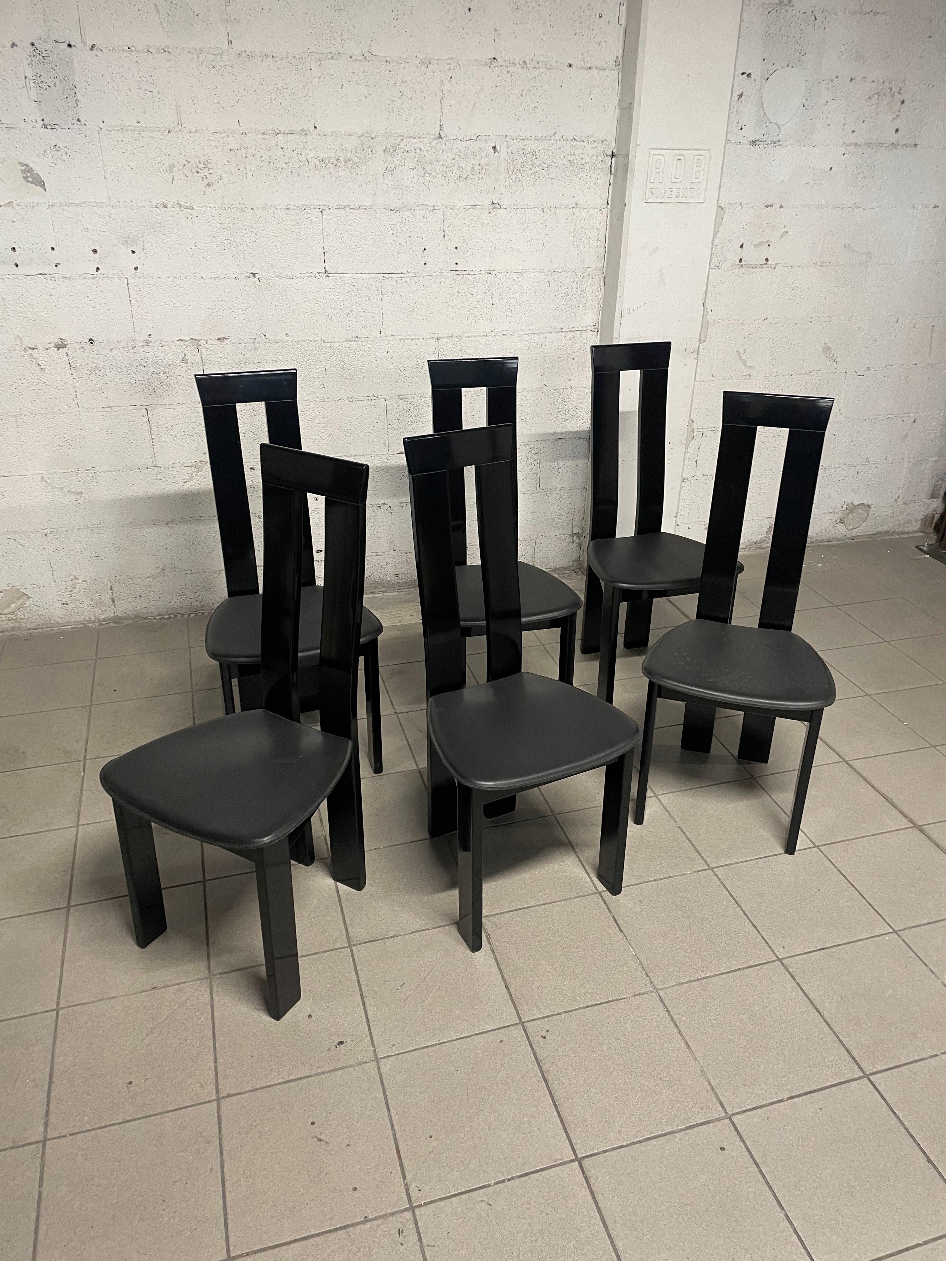 Mid-Century Modern Set of 6 chairs from the 1970s in the style of Pietro Costantini For Sale