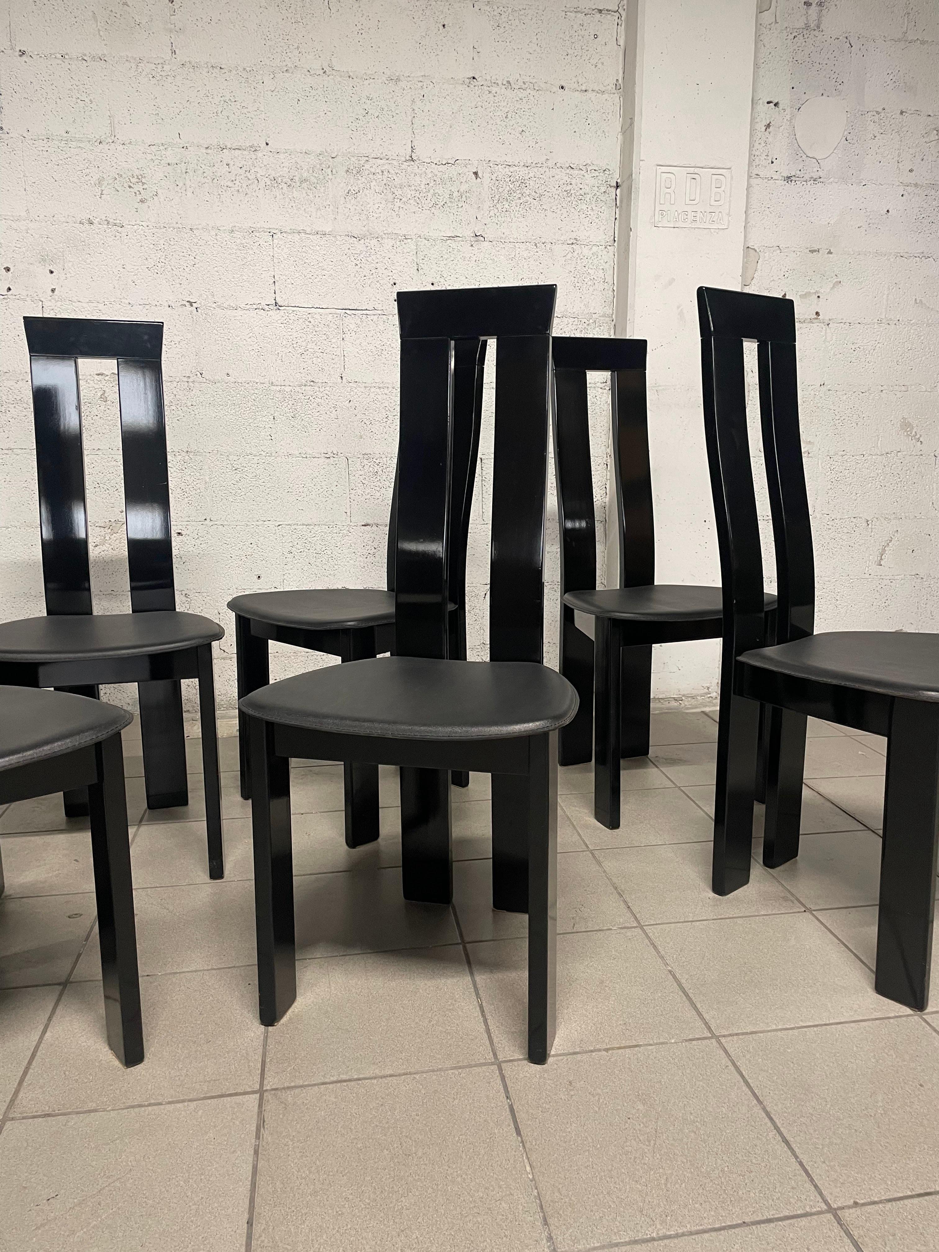 Leather Set of 6 chairs from the 1970s in the style of Pietro Costantini For Sale