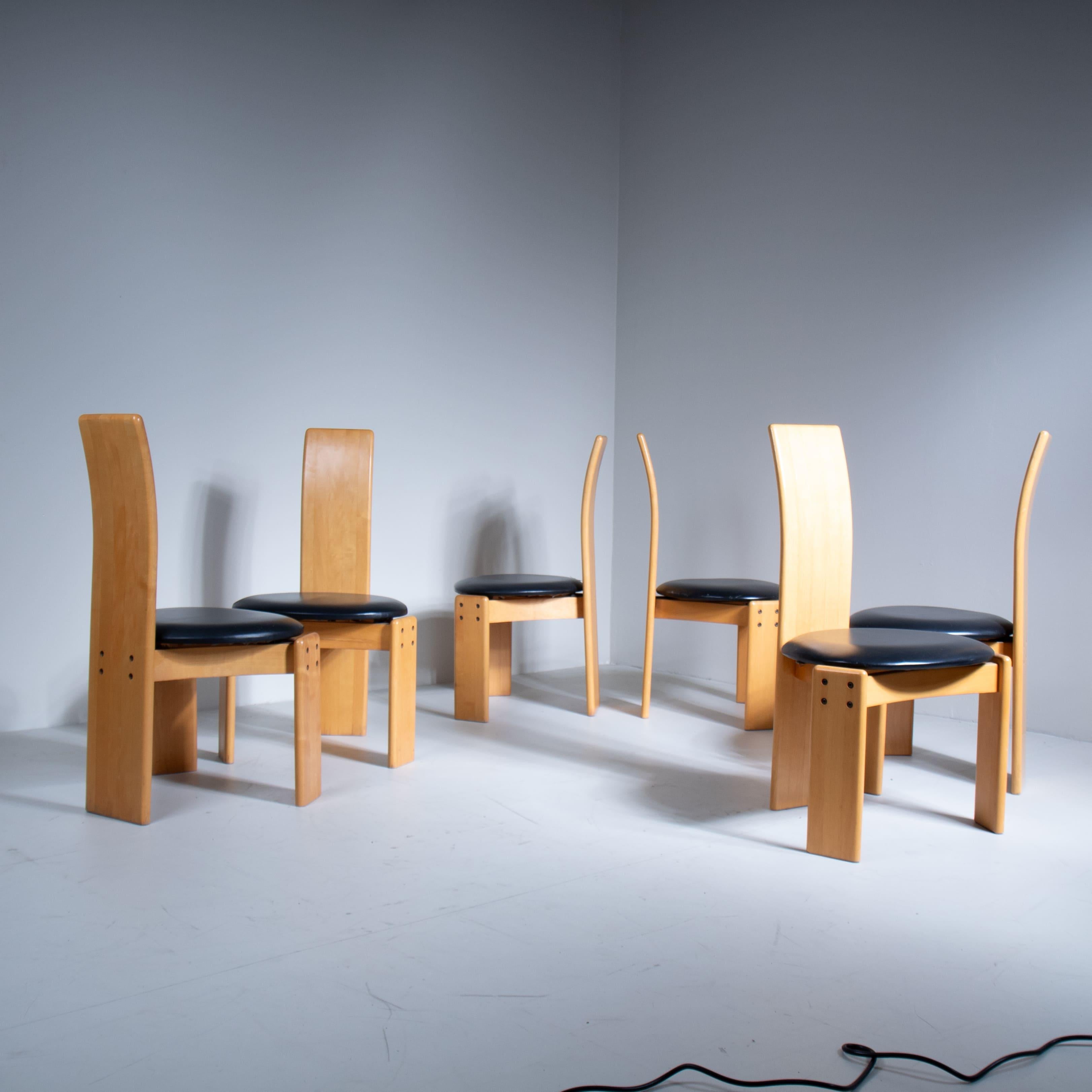 Mid-Century Modern Set of 6 chairs, attributed to Mario Marenco, Mobilgirgi, 1970 For Sale