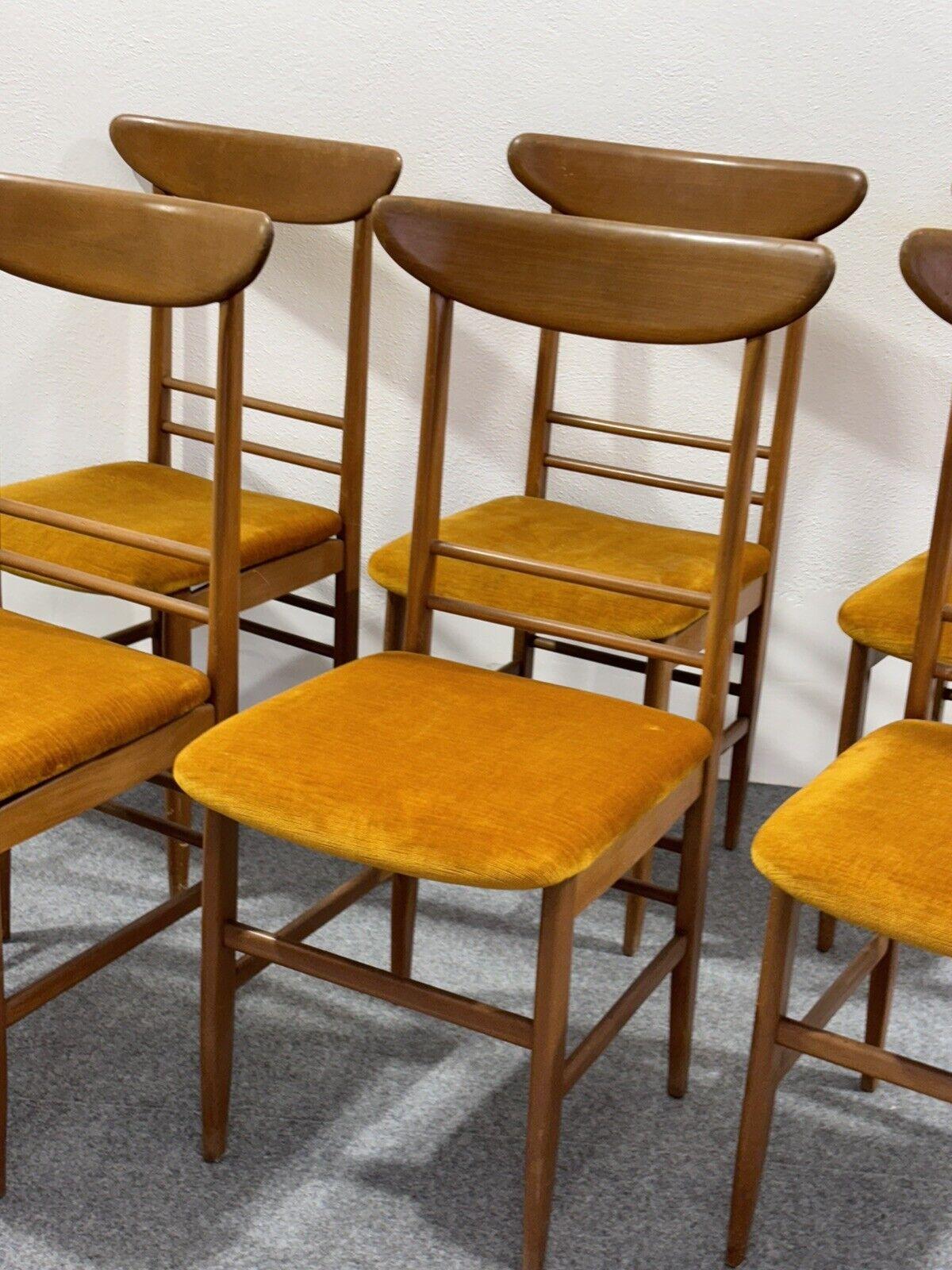 Wood Set of 6 Dining Chairs Danish Design 1960's For Sale