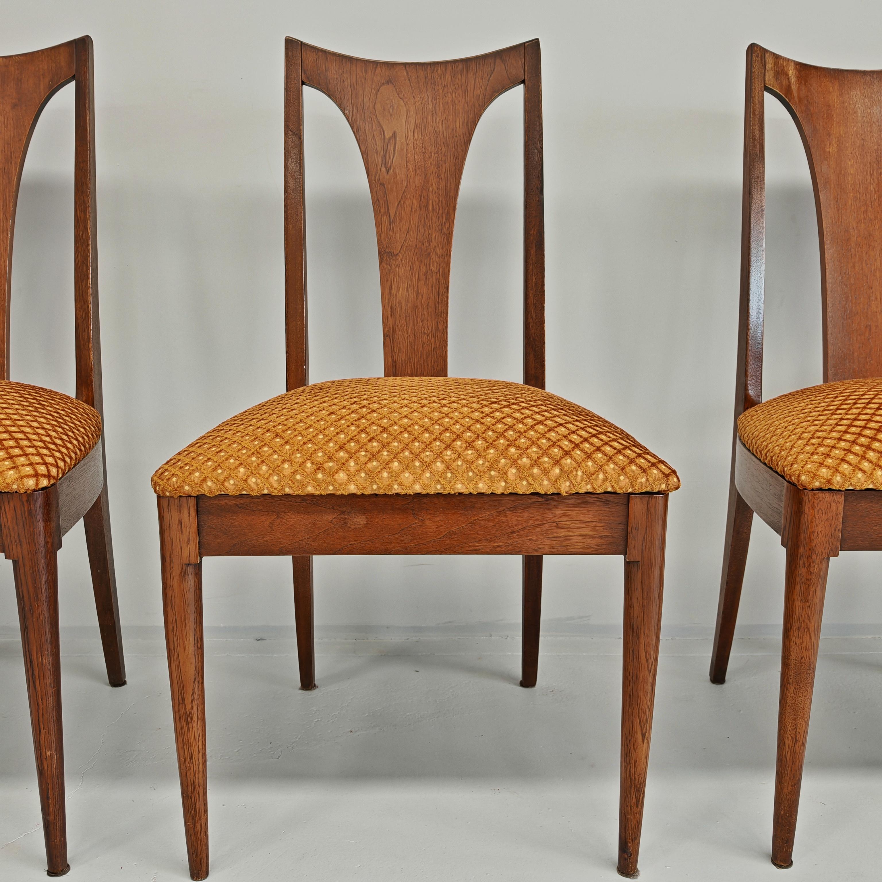 Juego de 6 sillas vintage de madera y terciopelo jacquard años 60 de Broyhill Brasilia 20th Century en venta