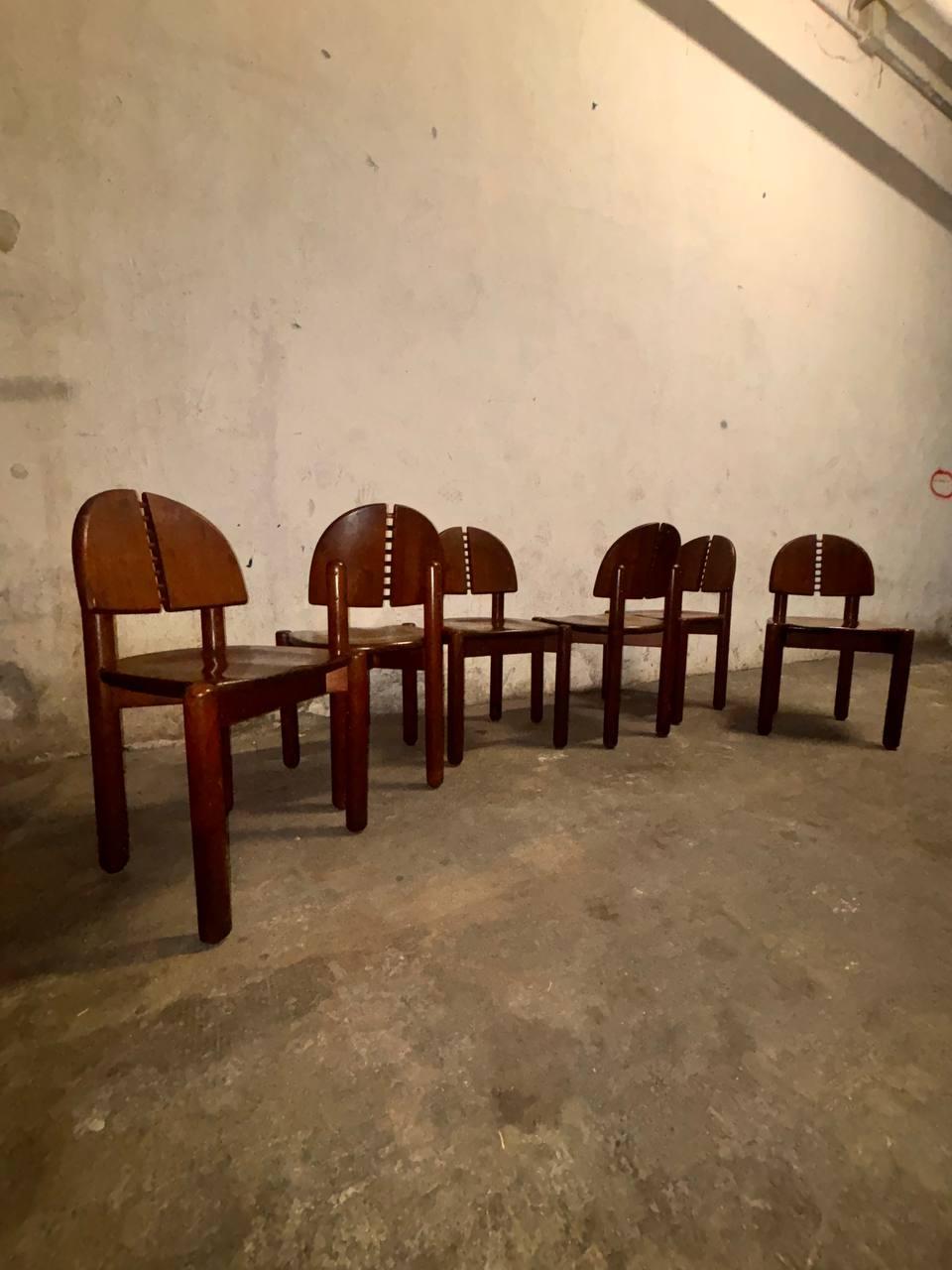 Rainer Daumiller pour Hirtshals Savvaerk, chaise de salle à manger en pin, Danemark, années 1970.

Belle chaise à l'aspect organique et naturel en pin massif. Un design simpliste avec une large assise et un accent mis sur l'expression naturelle et