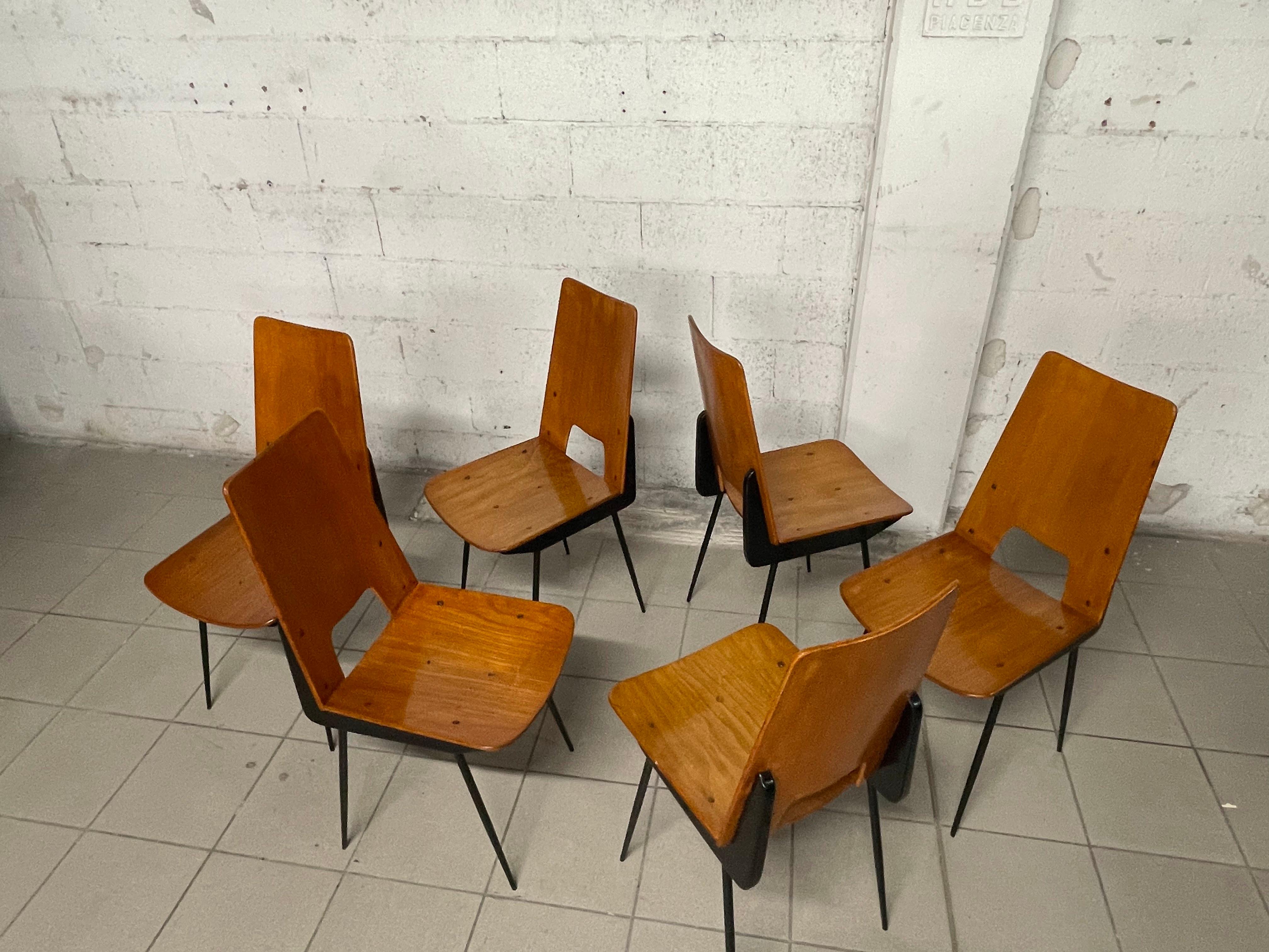 Set of 6 chairs designed by Carlo Ratti for Società Compensati Curvati, 1950s 10