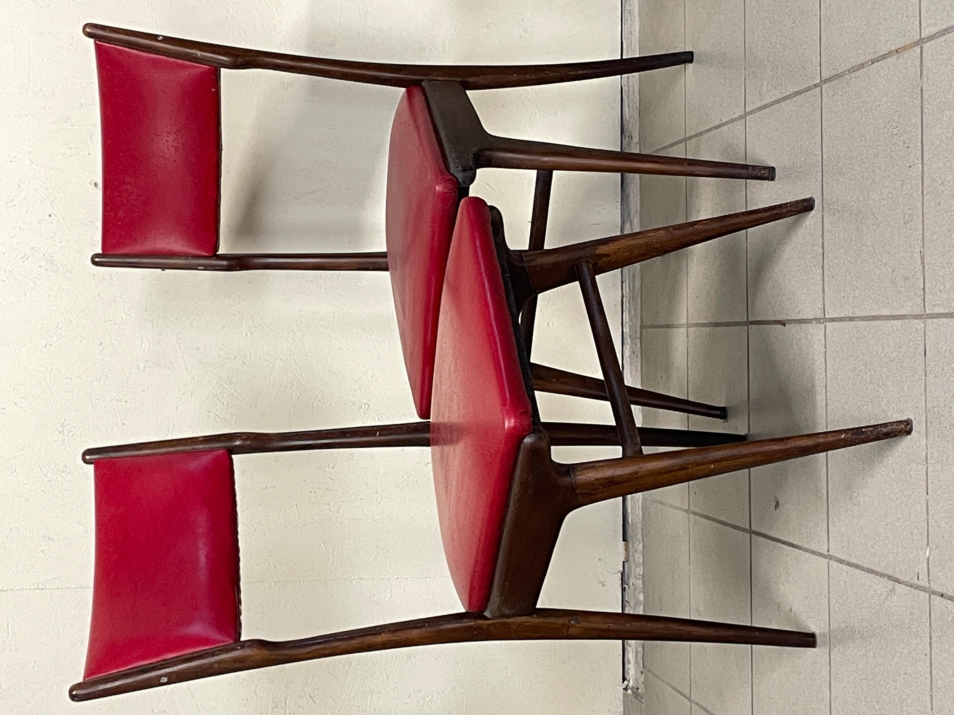 Set di 6 sedie in frassino e pelle nello stile di Carlo de Carli, anni '50 For Sale 1