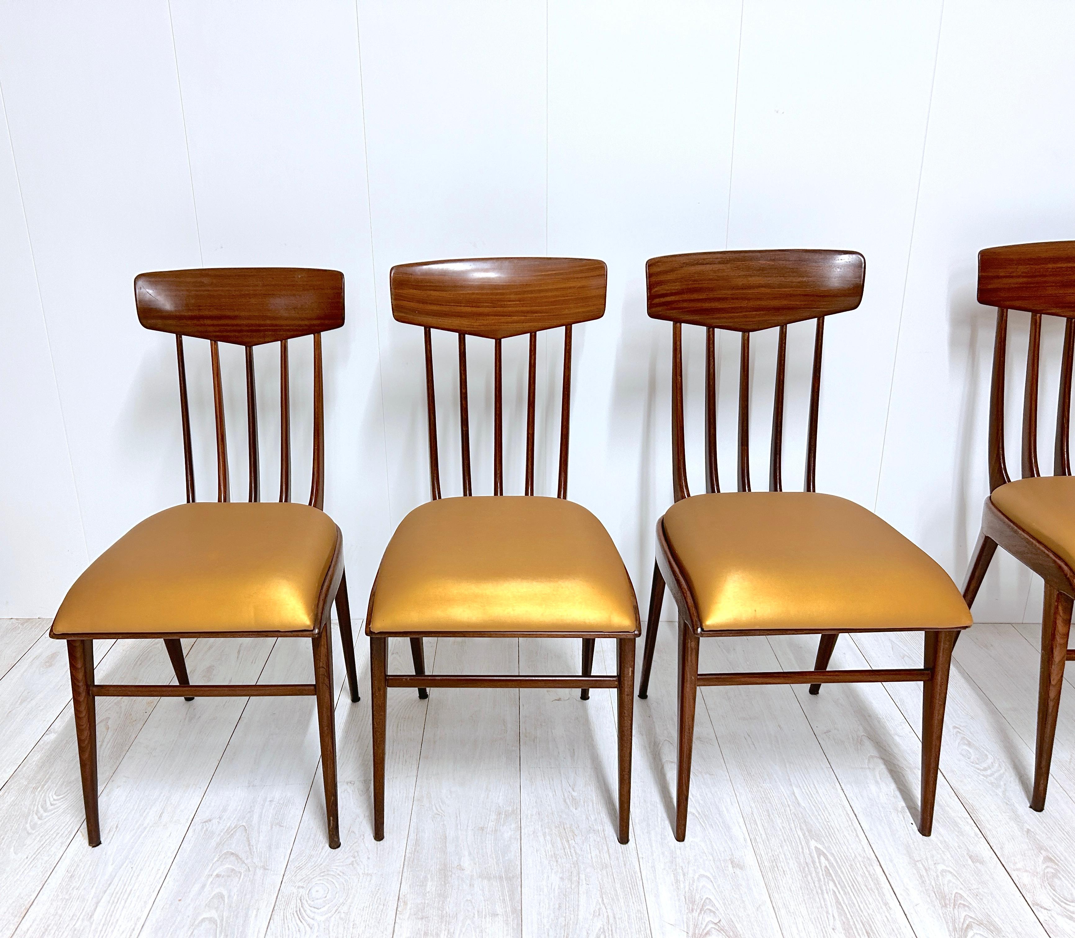 Set di 6 sedie in legno, Italia, anni '50 1