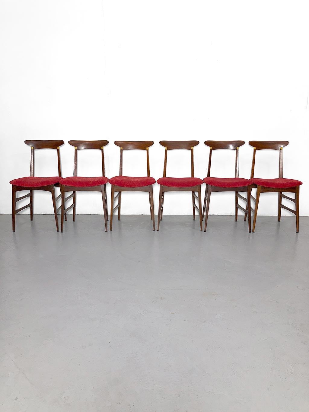 Mid-Century Modern Set di 6 sedie italiane, fine anni ’50 in mogano massello e dettagli in ottone