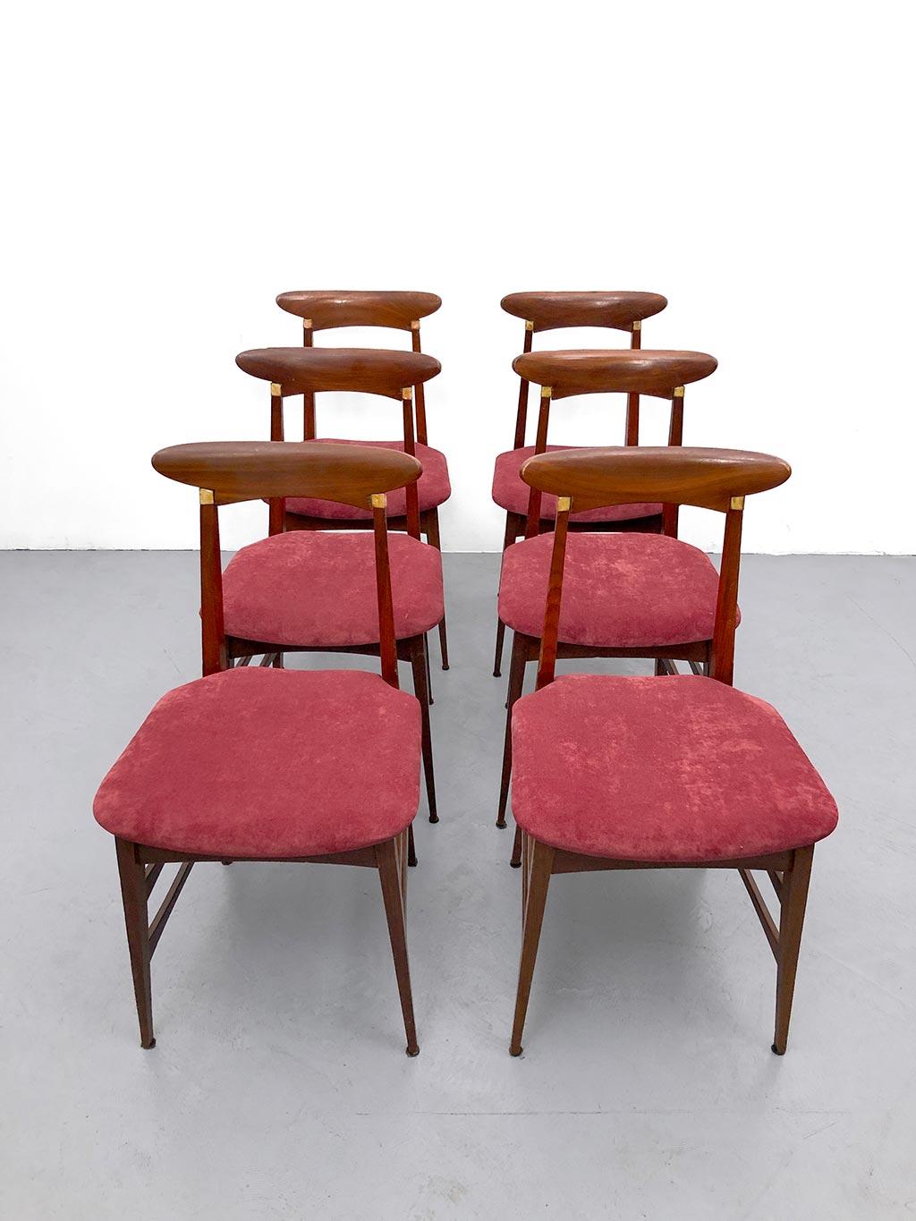 Italian Set di 6 sedie italiane, fine anni ’50 in mogano massello e dettagli in ottone