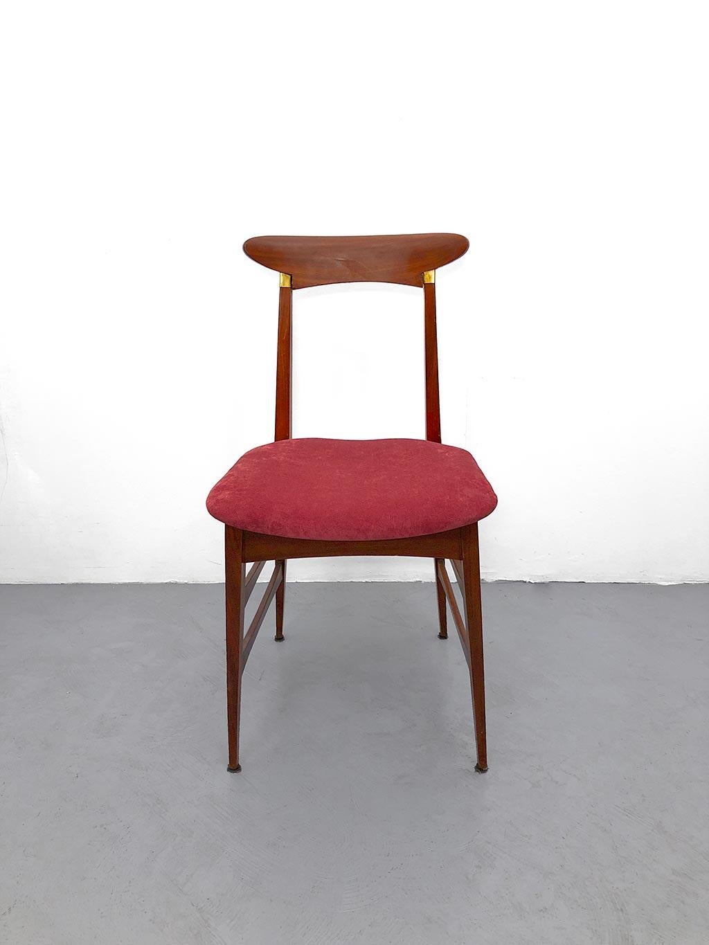 20th Century Set di 6 sedie italiane, fine anni ’50 in mogano massello e dettagli in ottone