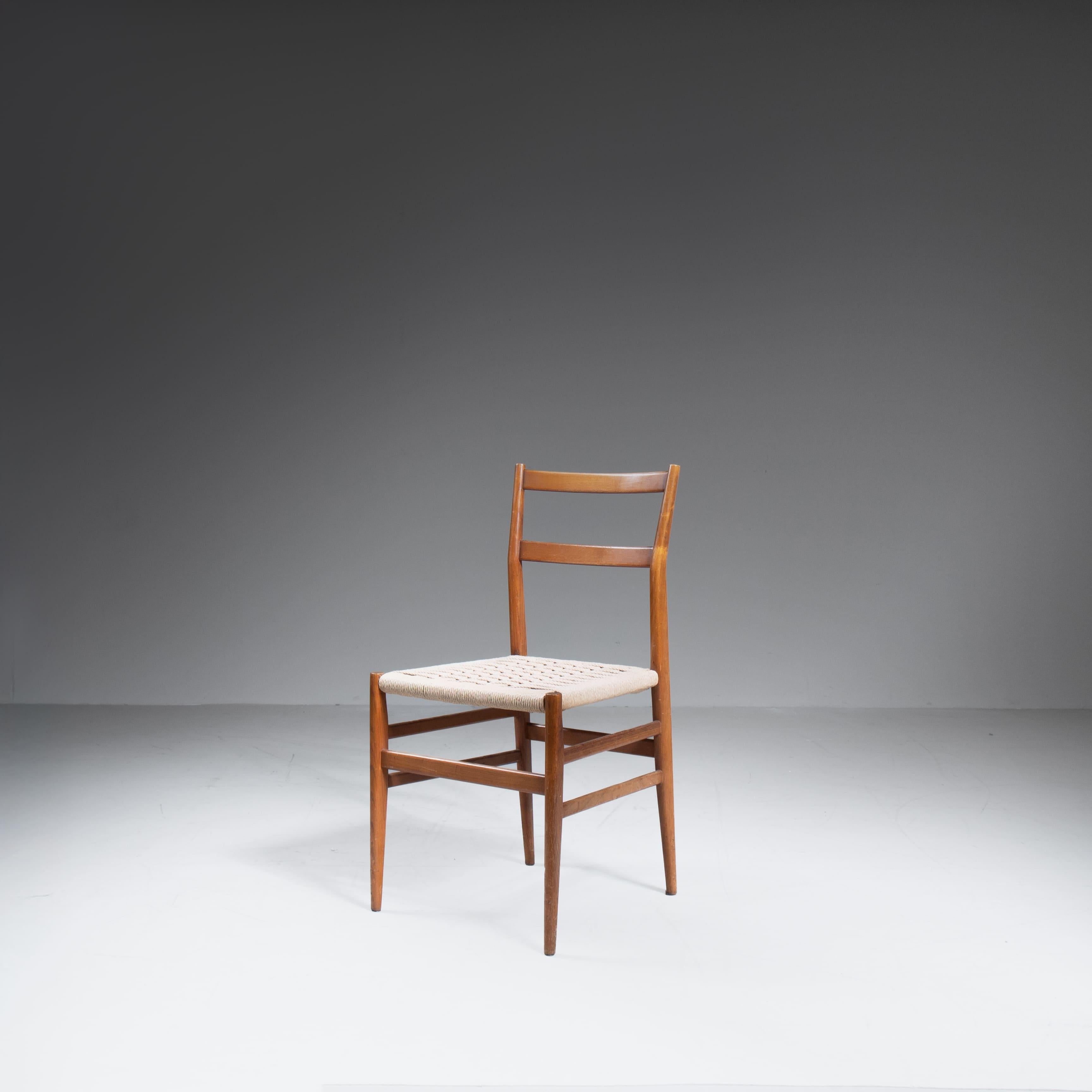 Italian Ensemble de 6 chaises Leggera Gio Ponti Cassina en vente